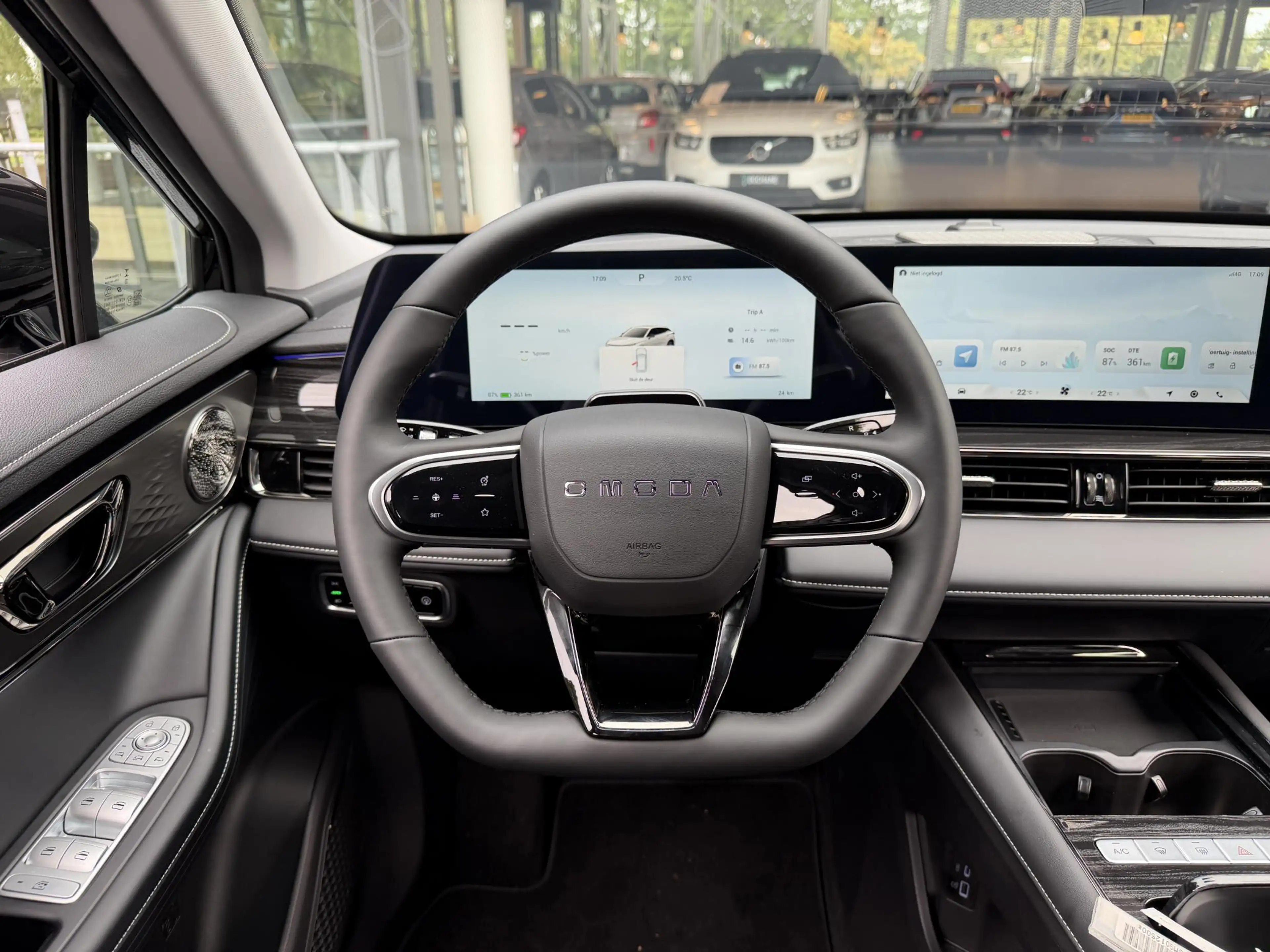 Omoda 5 EV Premium 61 kWh | DEMO — photo 30