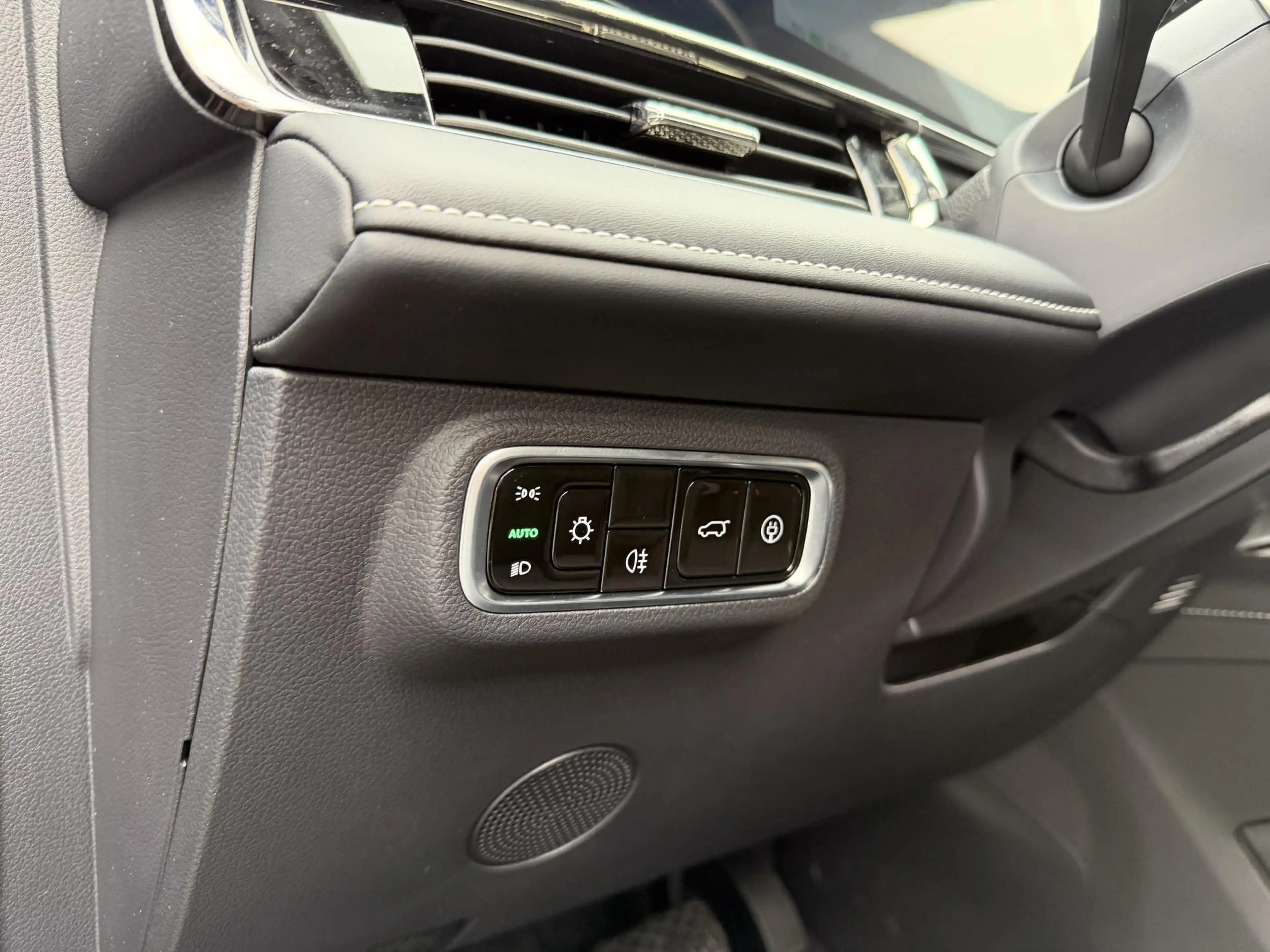 Omoda 5 EV Premium 61 kWh | DEMO — photo 22