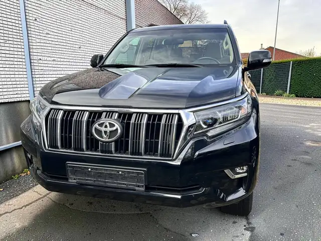 Toyota Land Cruiser 41.314 EUR + BTW/TVA (aftrekb./déduct.)