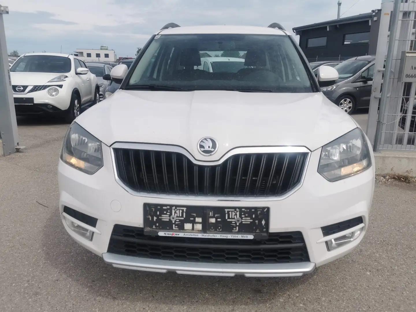 Skoda Yeti Active Weiß - 2