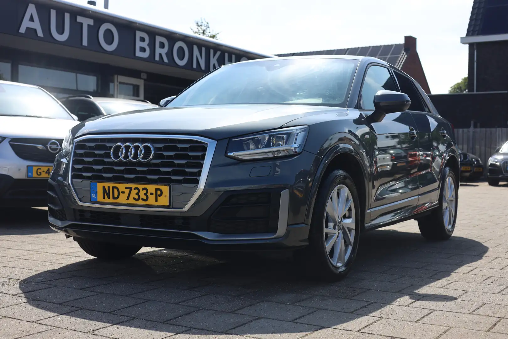 Audi Q2 1.4 TFSI COD SPORT | S-LINE | NAVI | TREKHAAK Grijs - 1