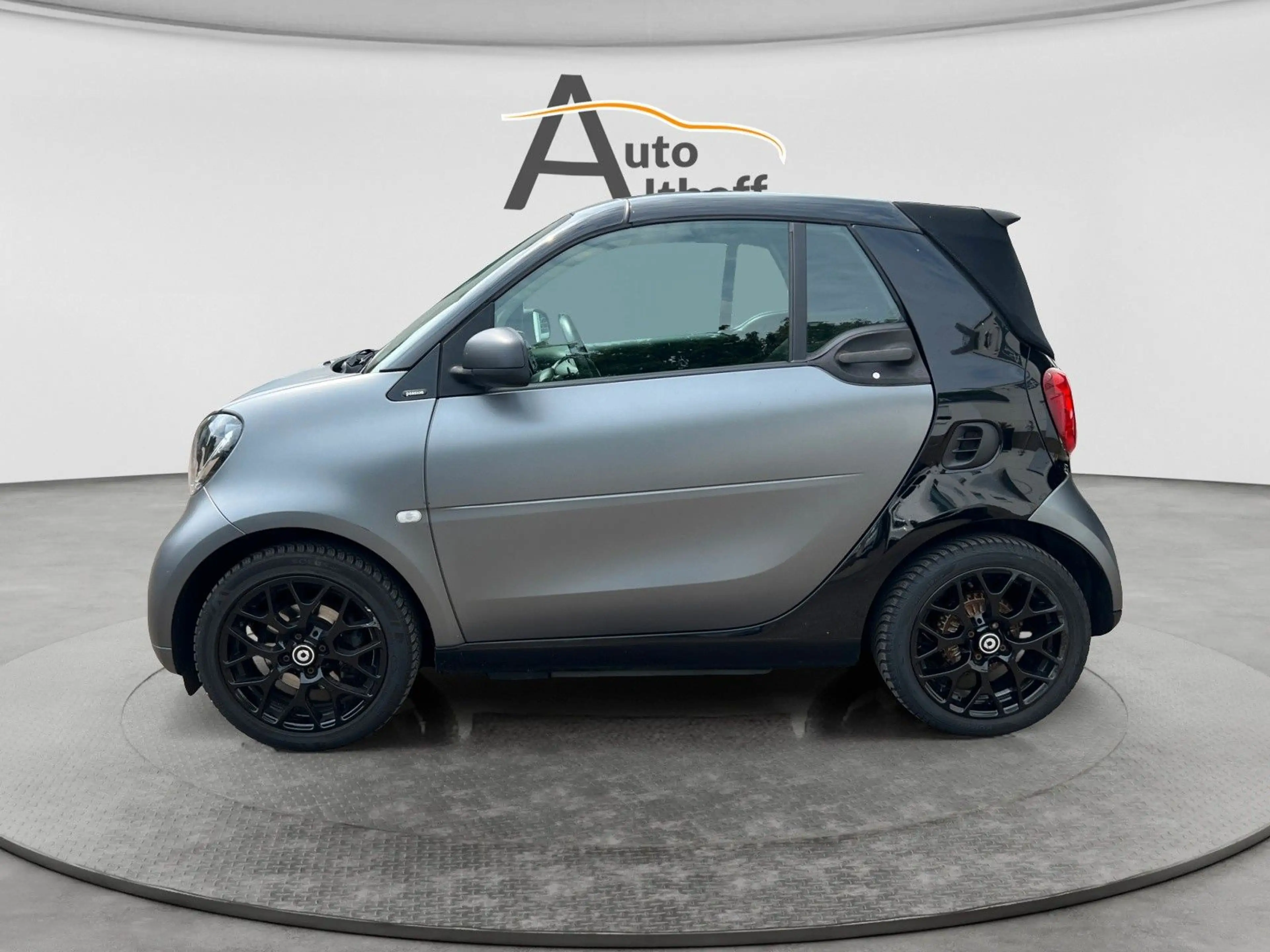 smart forTwo cabrio passion DCT PDC SHZ SPORT BT — photo 4