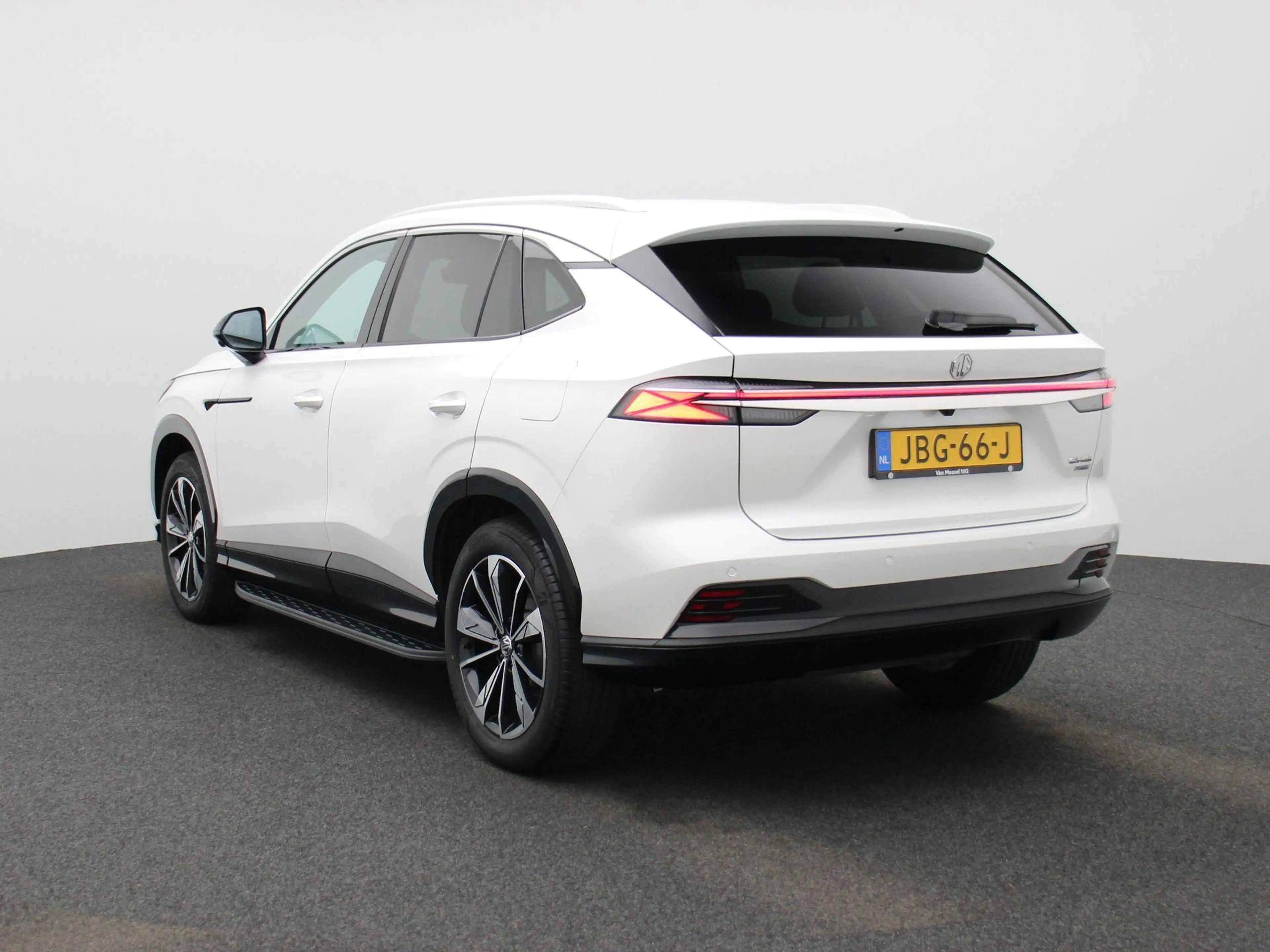 MG HS 1.5 PHEV Aut. 272pk Luxury | 1e-Eig. | 100km Elect — photo 2