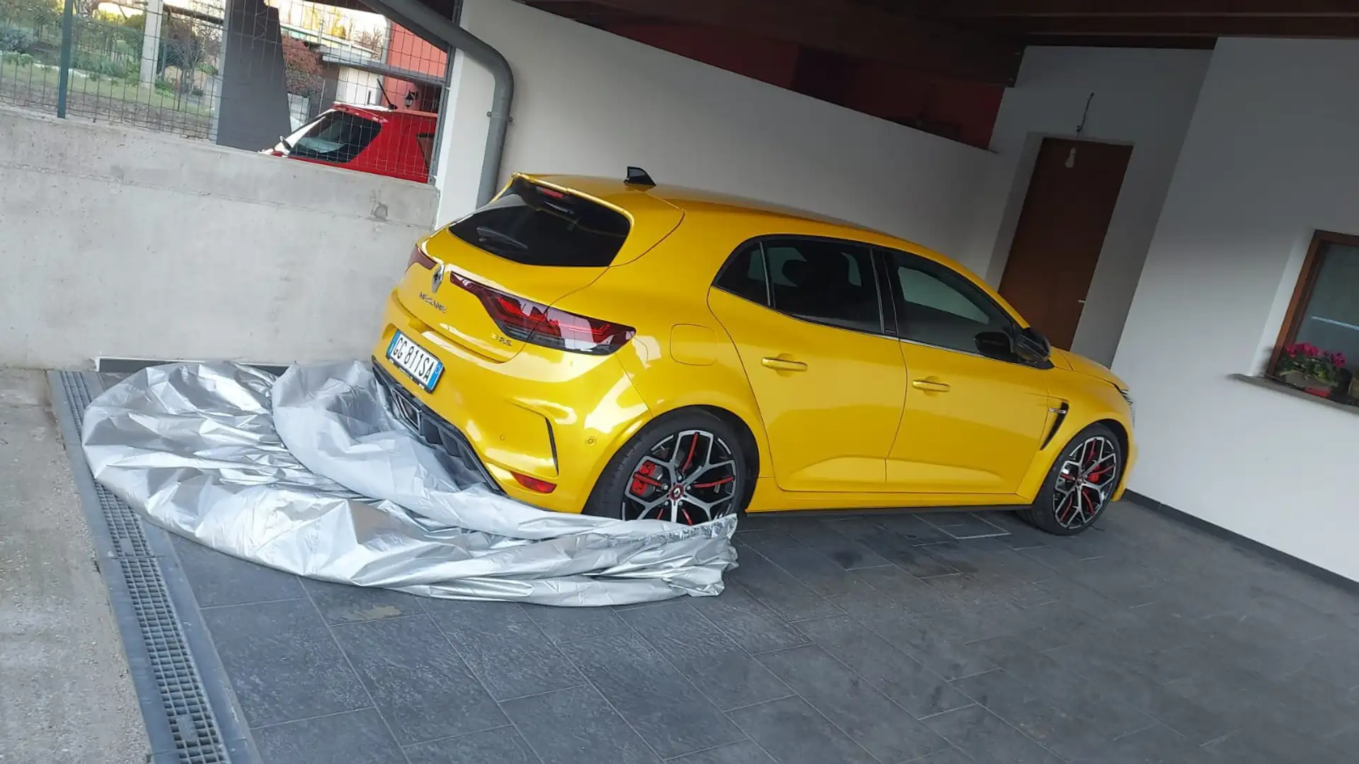 Renault Megane 1.8 tce R.S. Trophy 300cv edc - 2