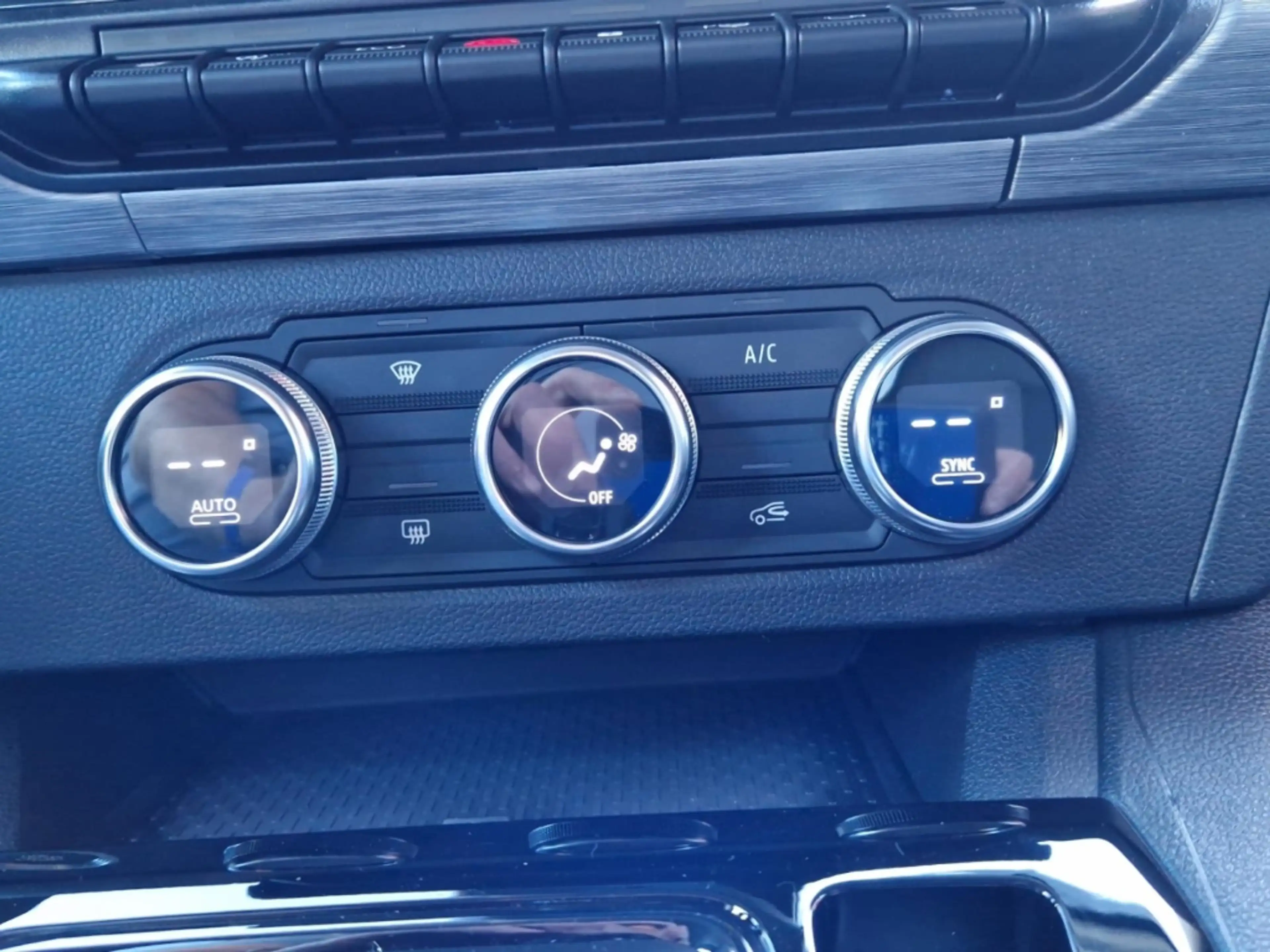Nissan Townstar L1 Kombi 1.3 Tekna AT Navi 360 Kamera PDC SHZ Appl — photo 13
