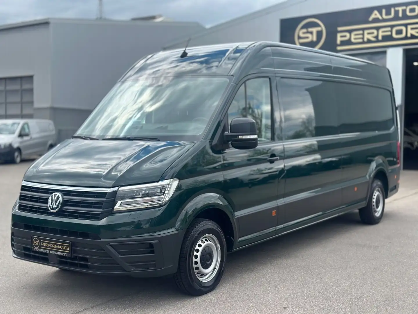 Volkswagen Crafter 35 lang Maxi DSG BÄR CARGOLIFT LBW RAMPE Grün - 1