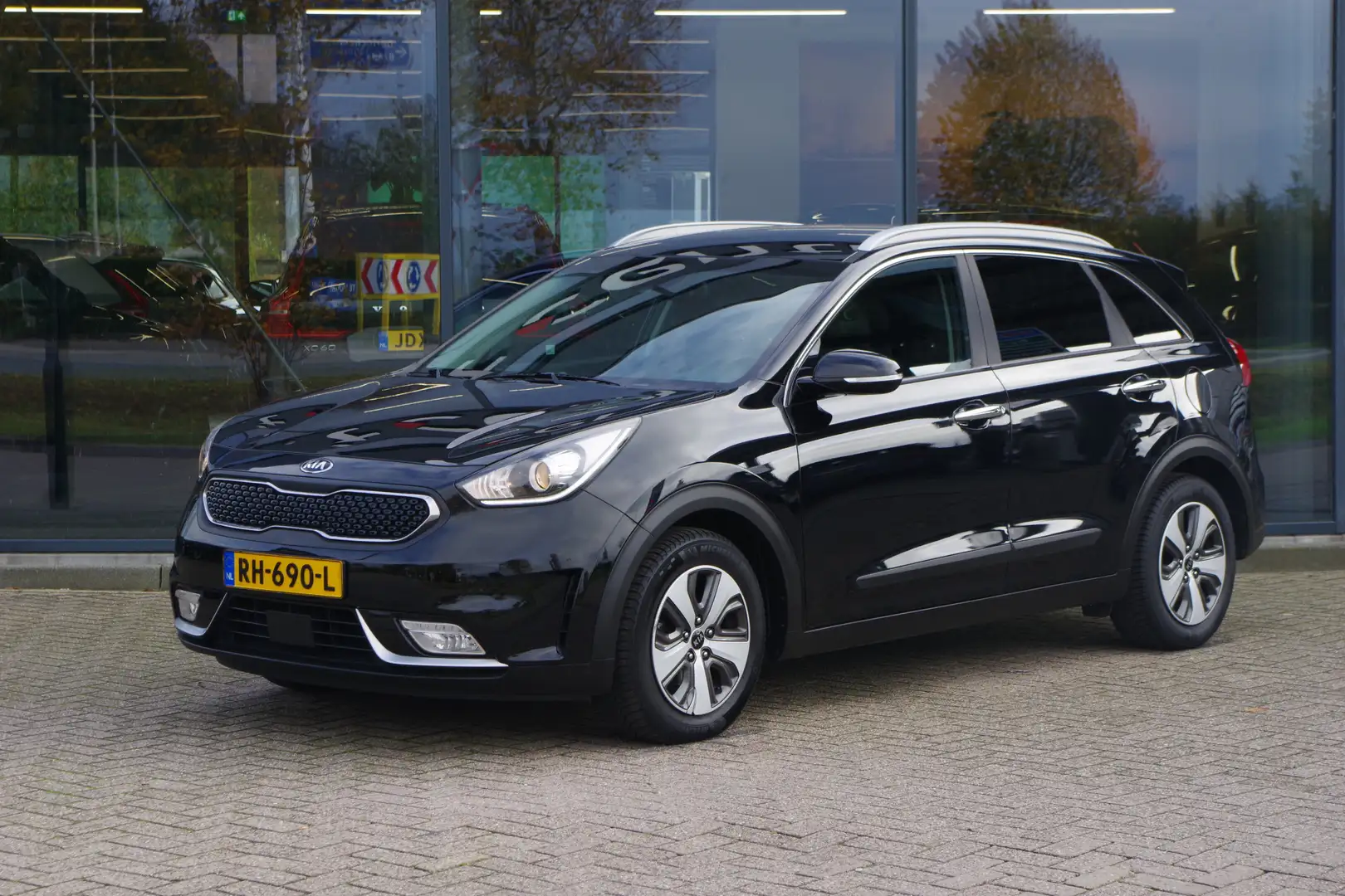 Kia Niro 1.6 GDi Hybrid BusinessLine, Keyless, Trekhaak, Le Negro - 1