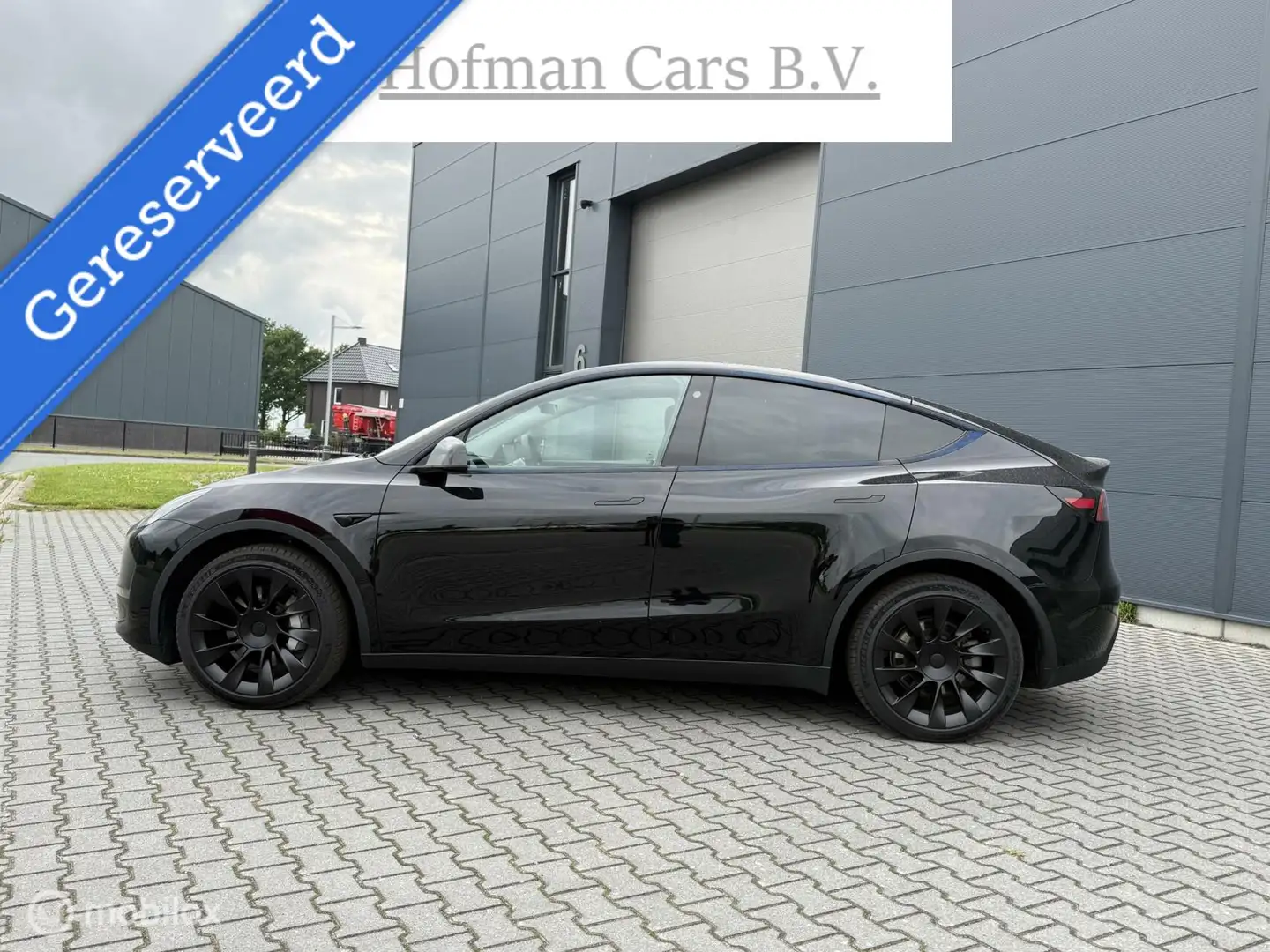 Tesla Model Y Long Range Dual Motor AWD 75 kWh 2023 Black Incl B Zwart - 2