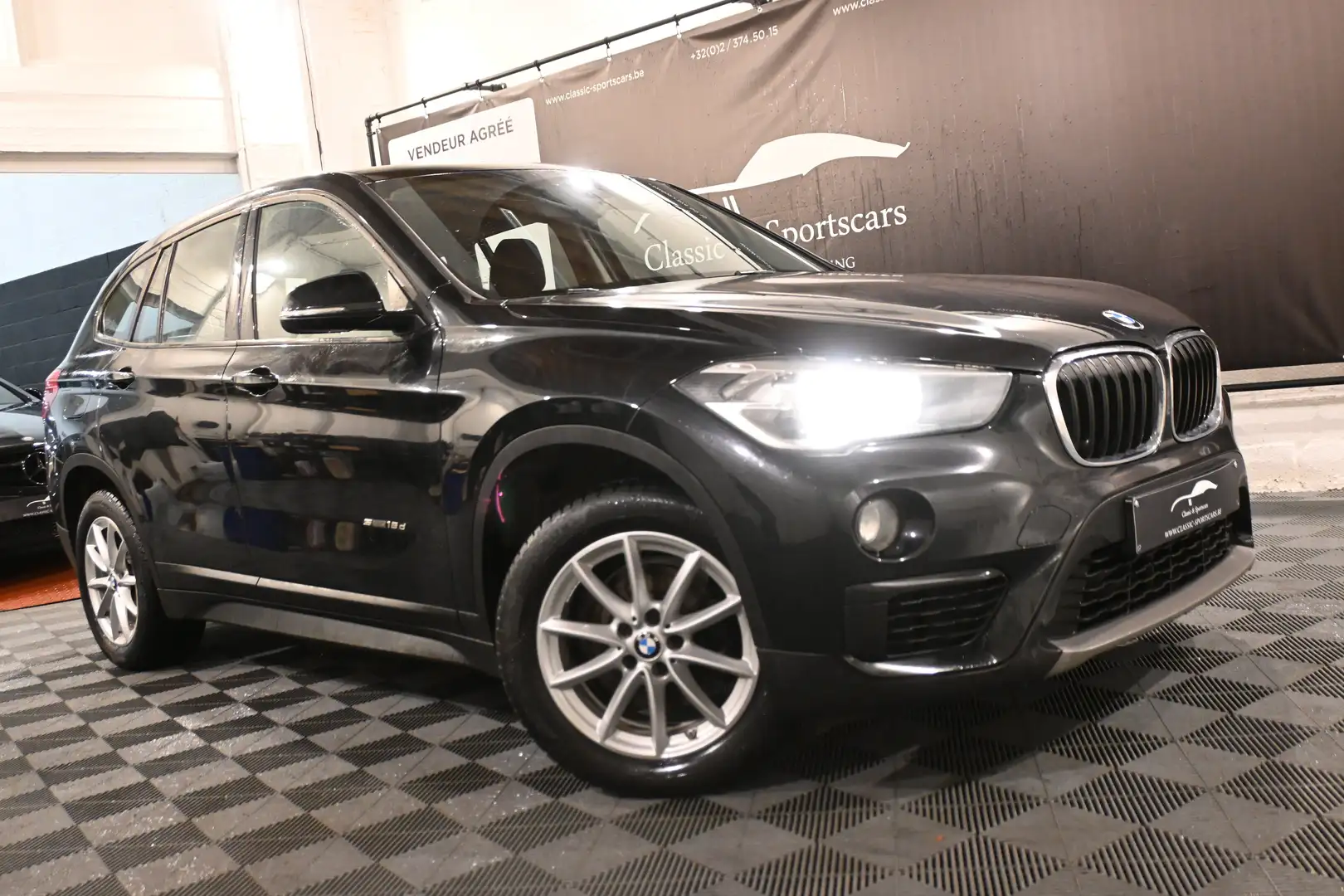 BMW X1 X1 sDrive 16d / EURO 6b / GPS NAVI / CARNET BMW !! Schwarz - 2