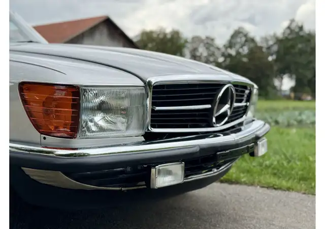 Mercedes-Benz SL 380 31.000 km, 2. Hand, 3 Jahre Garantie