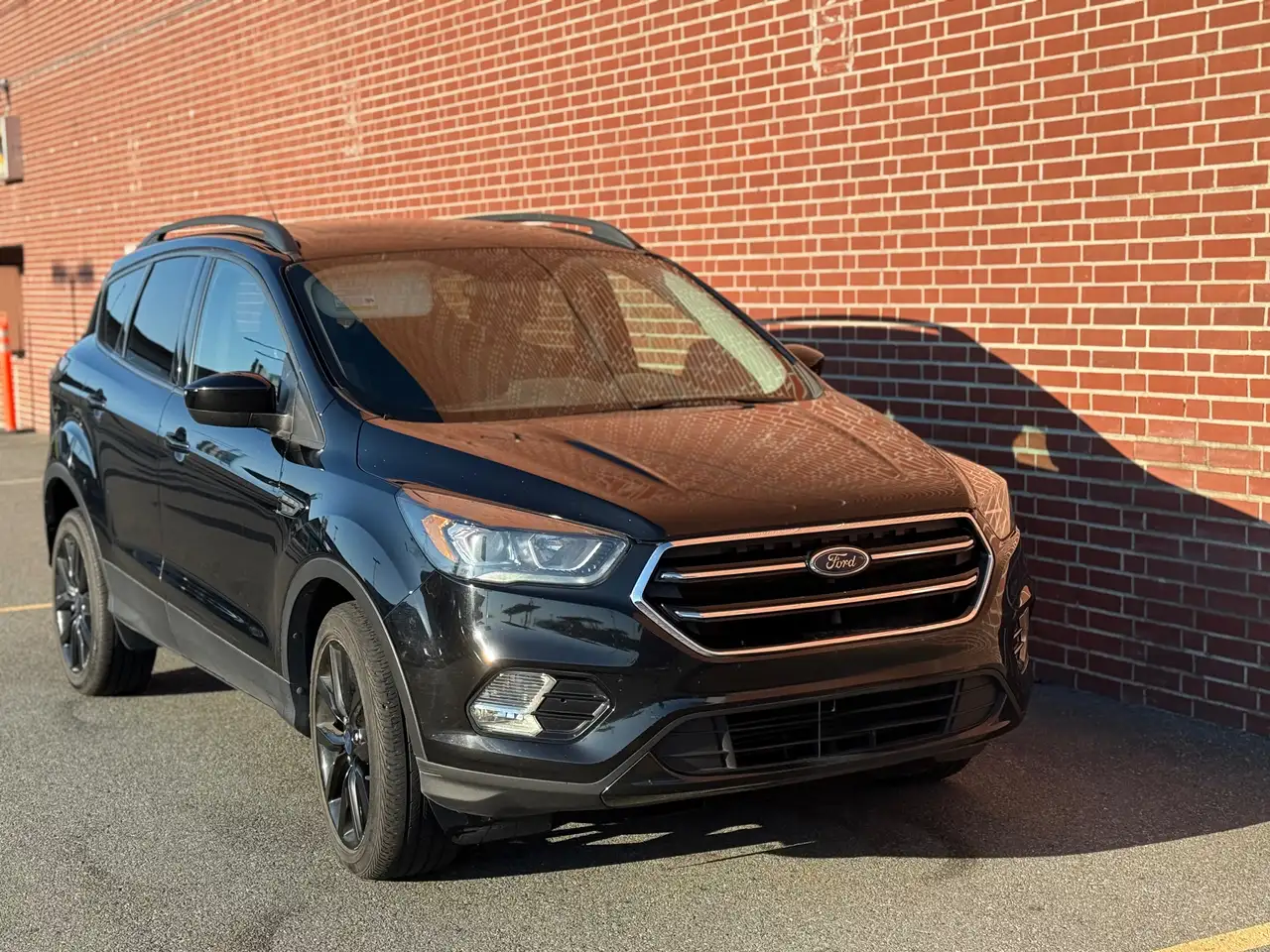 Ford Escape снимка Ford Escape