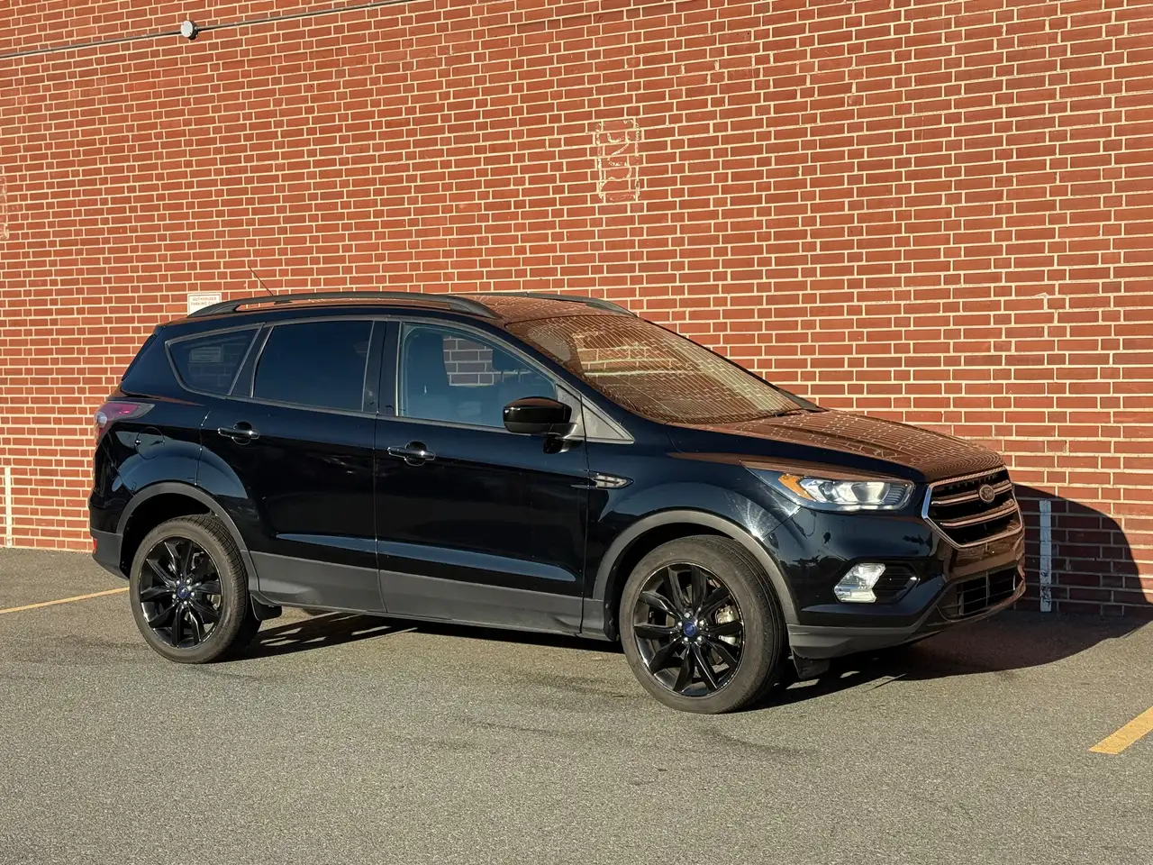 Ford Escape снимка Ford Escape