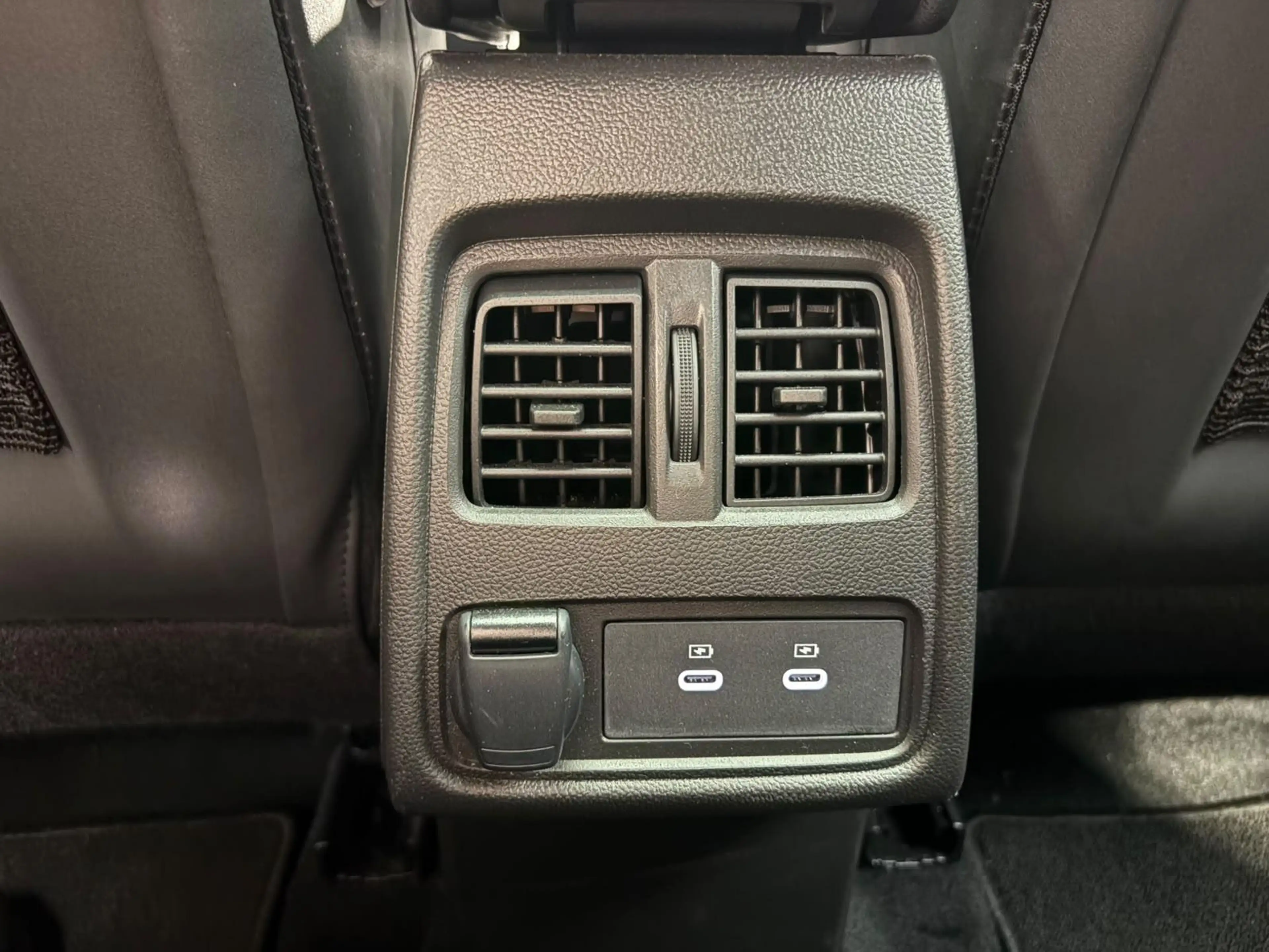 Renault Captur 1.6 E-Tech full hybrid 145 esprit Alpine | Panoram — photo 26