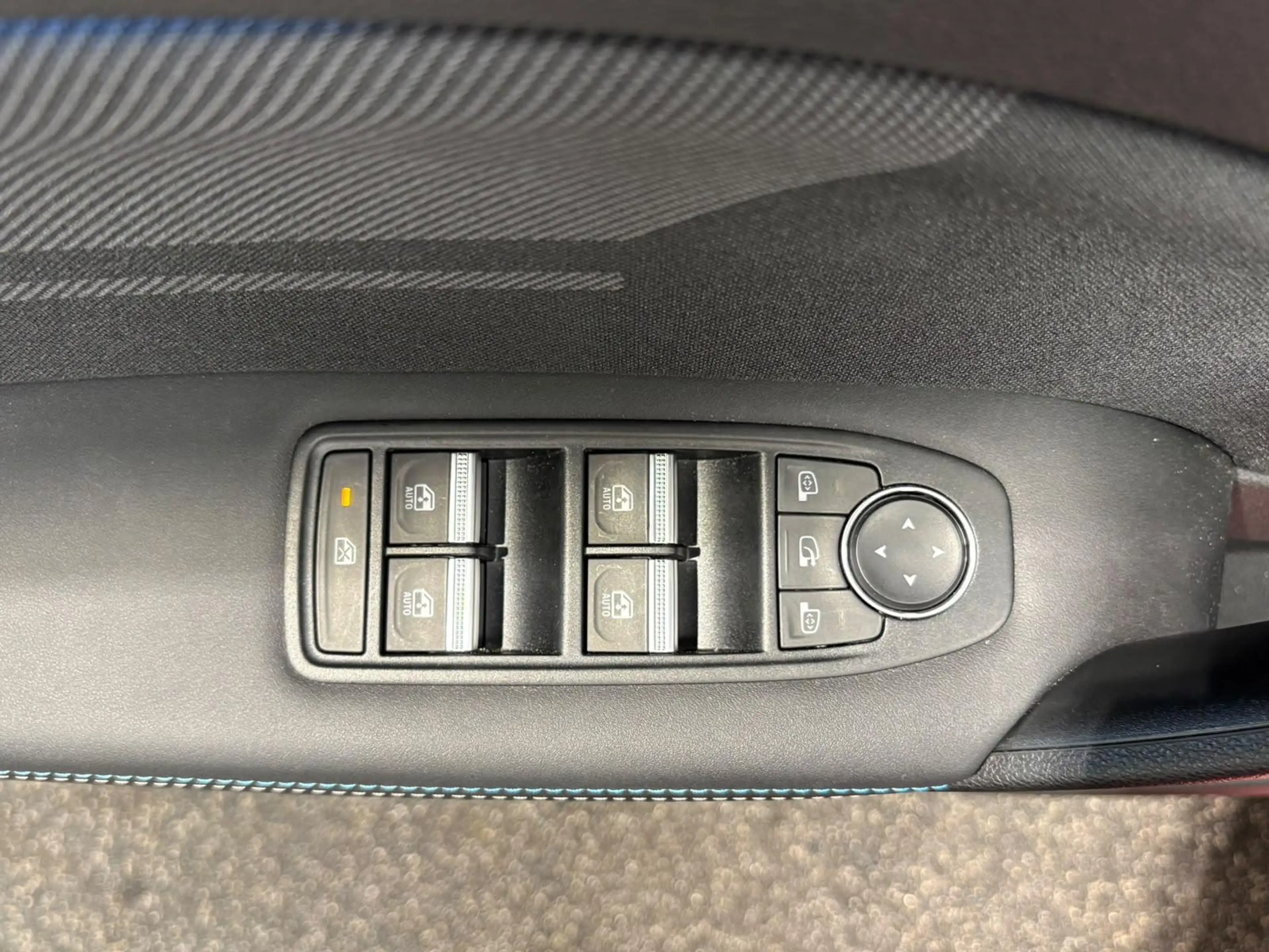 Renault Captur 1.6 E-Tech full hybrid 145 esprit Alpine | Panoram — photo 19