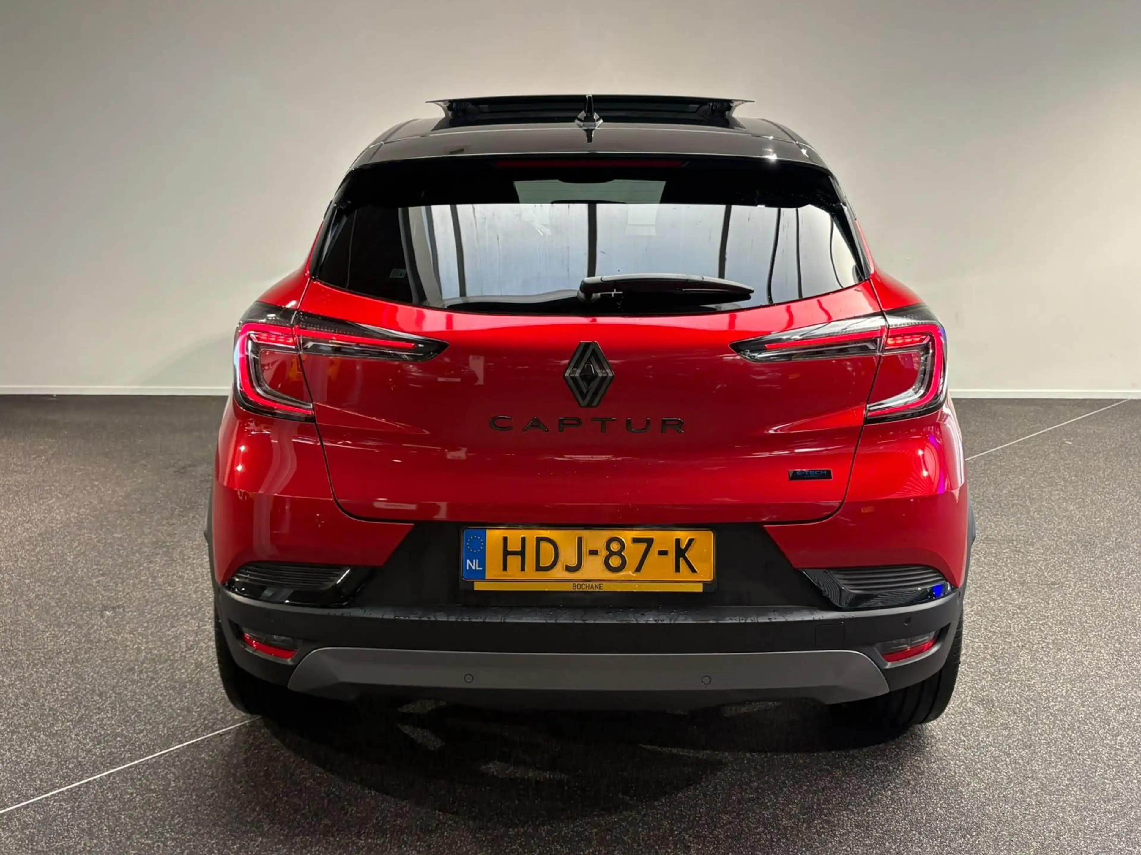 Renault Captur 1.6 E-Tech full hybrid 145 esprit Alpine | Panoram — photo 18
