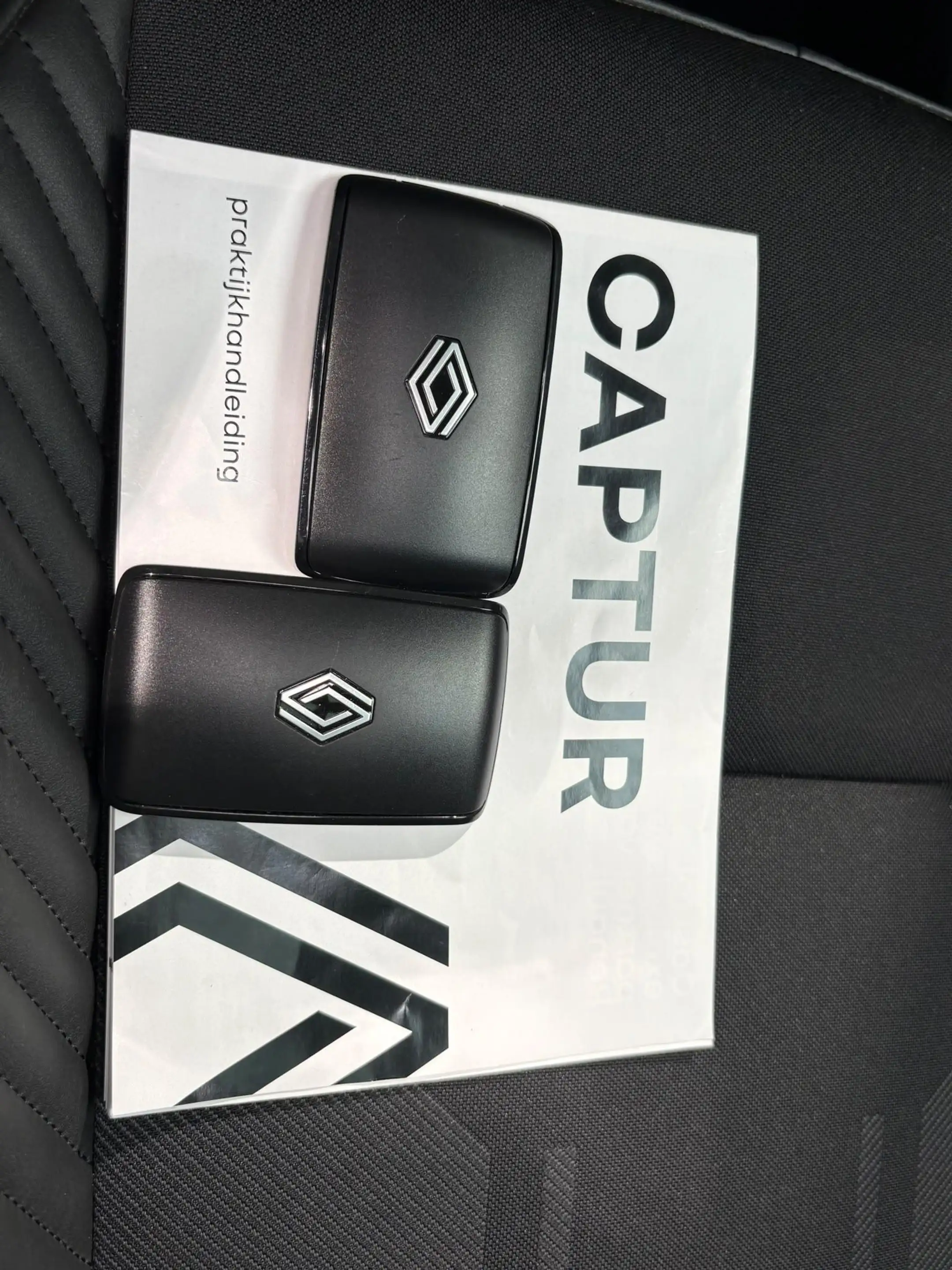 Renault Captur 1.6 E-Tech full hybrid 145 esprit Alpine | Panoram — photo 14