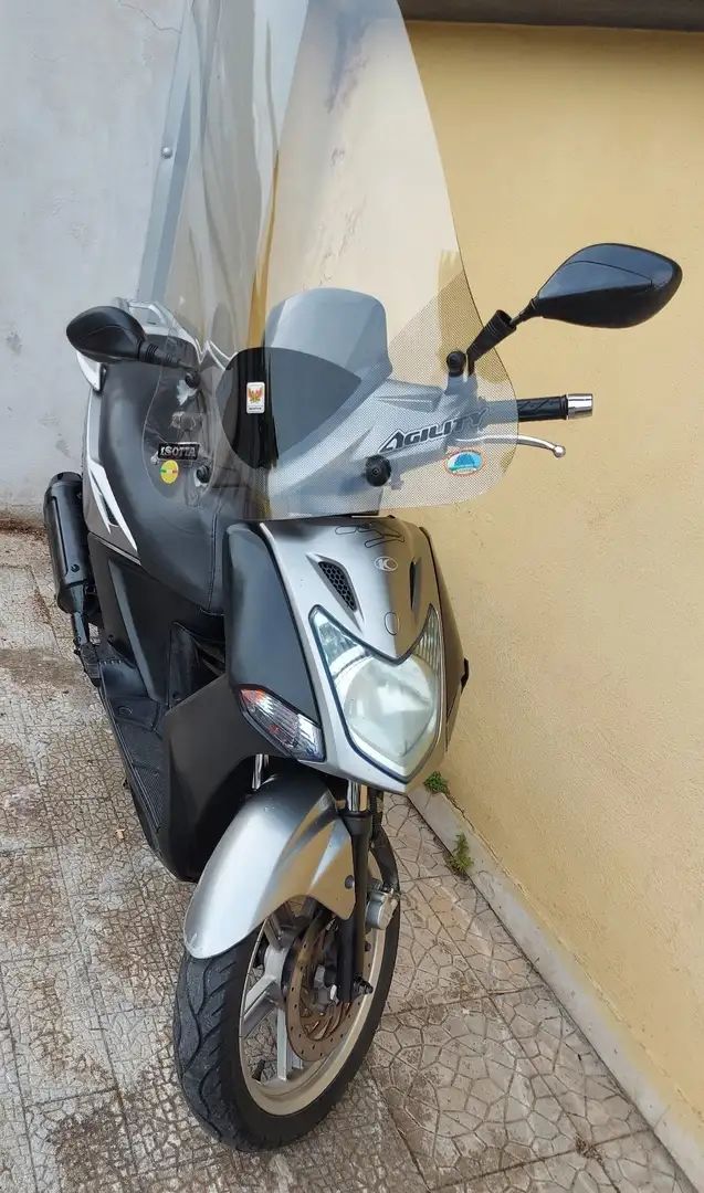 Kymco Agility 50 Kymco Agility 50 4T (2014)
Scooter 50cc 4 tempi, a Grigio - 2
