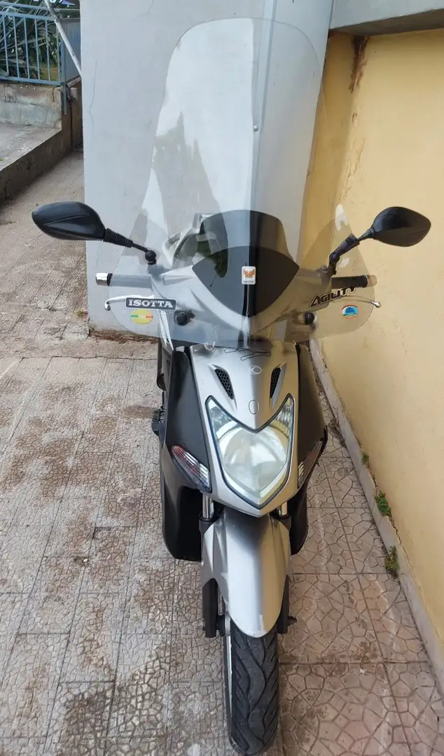 Kymco Agility 50 Kymco Agility 50 4T (2014)
Scooter 50cc 4 tempi, a Grigio - 1