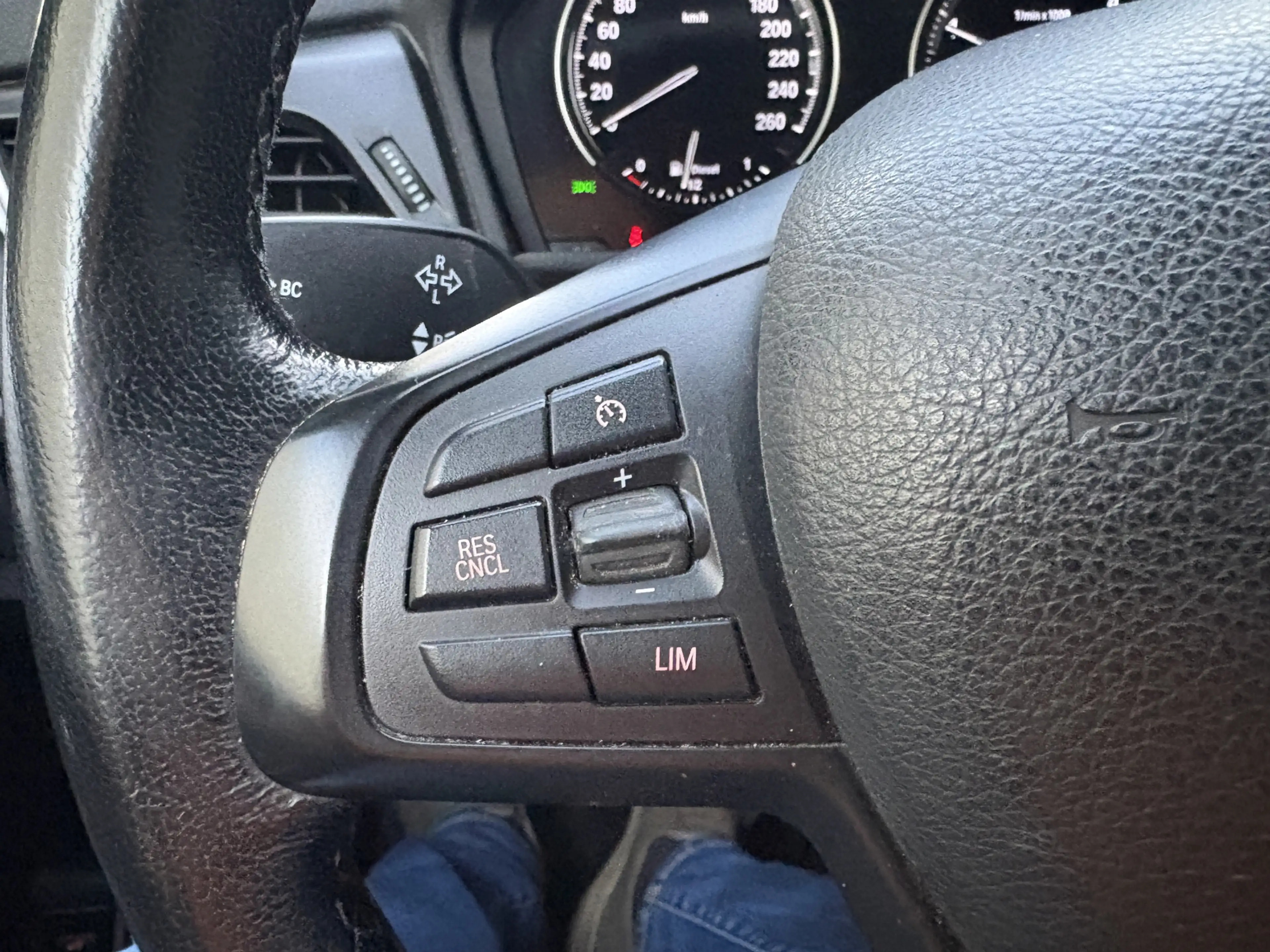 BMW 216 2-serie Active Tourer 216d Executive / NAVI / AIRC — photo 16