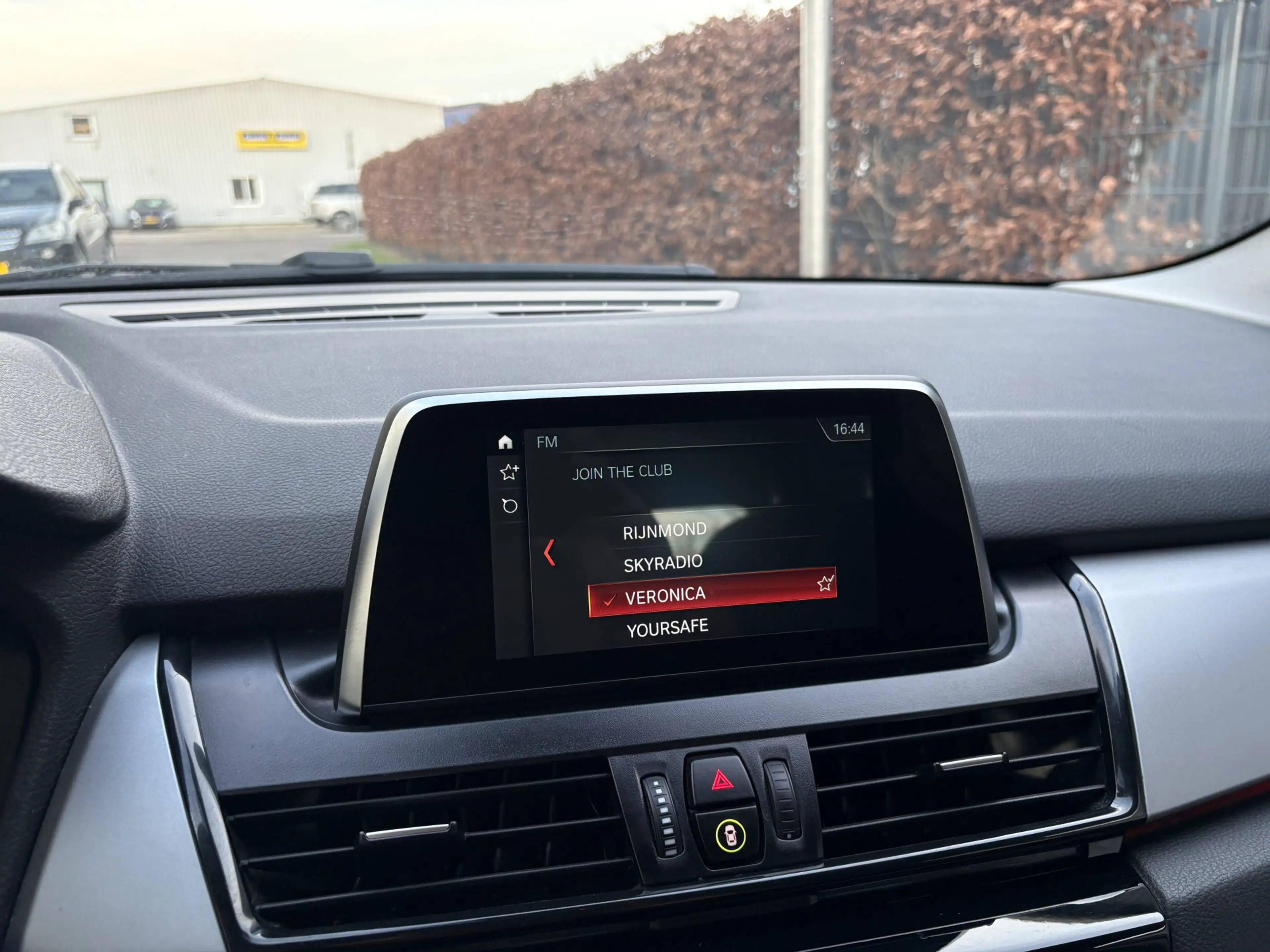 BMW 216 2-serie Active Tourer 216d Executive / NAVI / AIRC — photo 15
