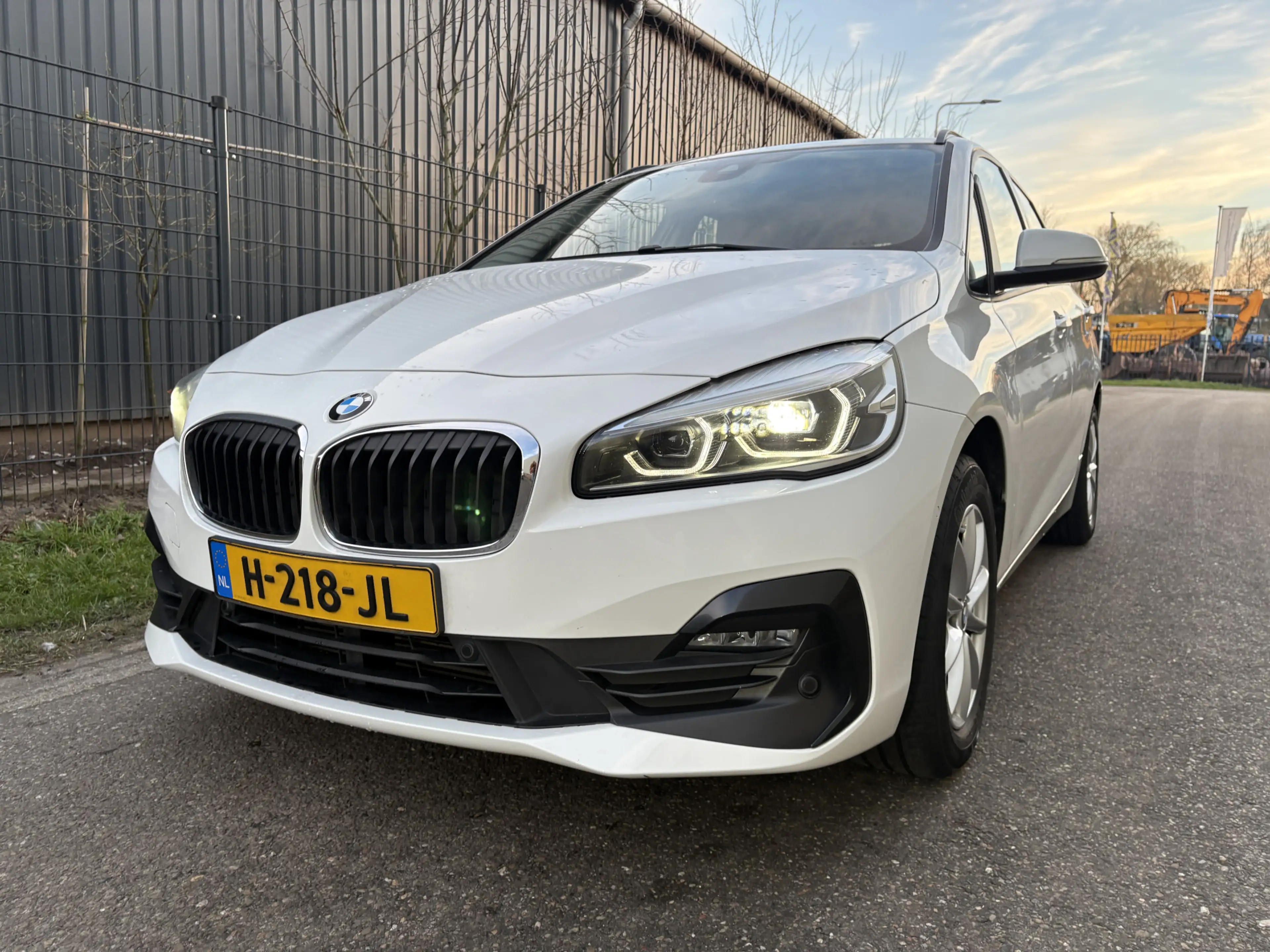 BMW 216 2-serie Active Tourer 216d Executive / NAVI / AIRC — photo 27