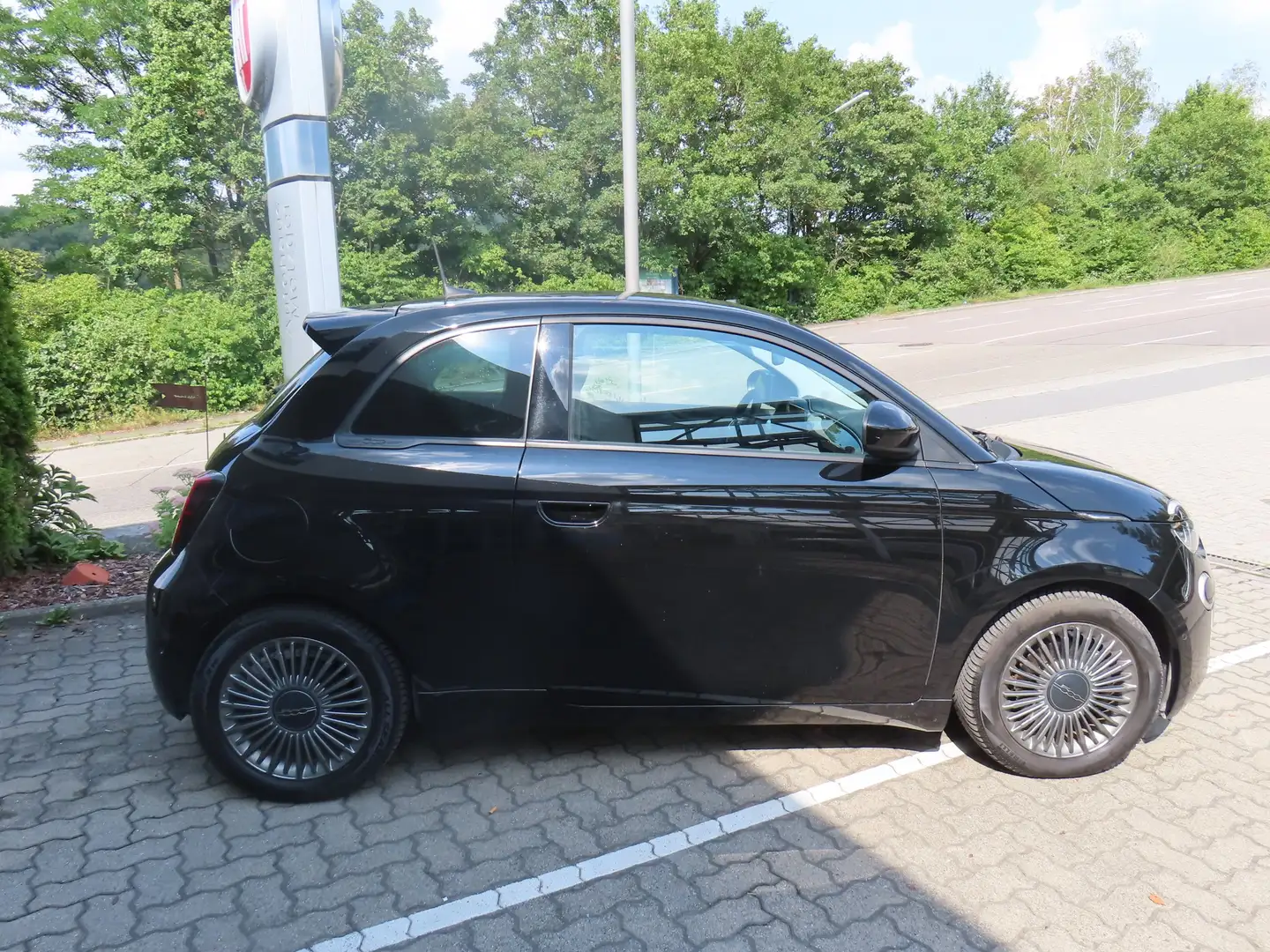 Fiat 500 Icon Akku 42 kWh Zwart - 2