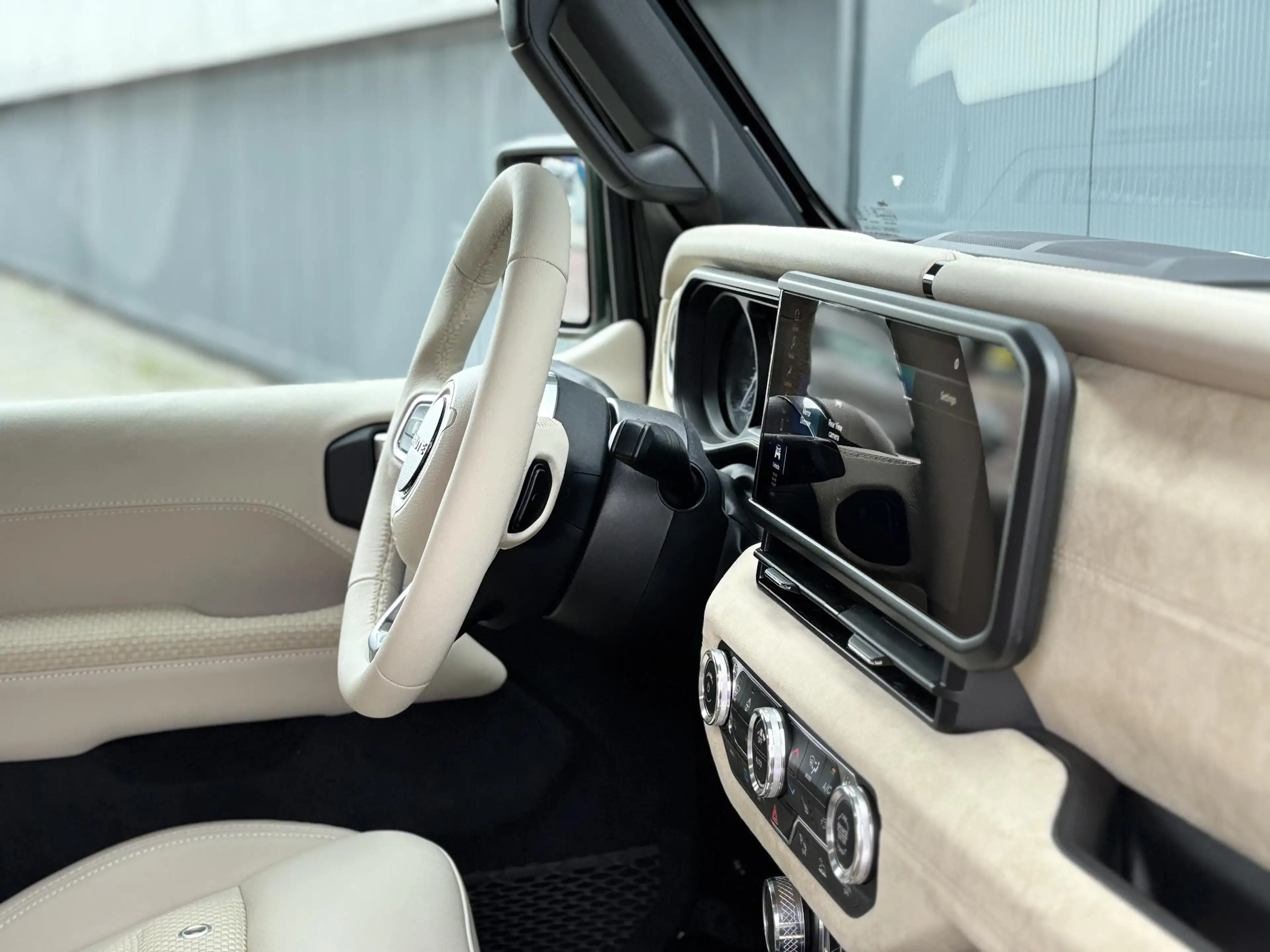 Jeep Wrangler Unlimited Brute 4xe 380 Sahara | BRUTE Active Susp — photo 2