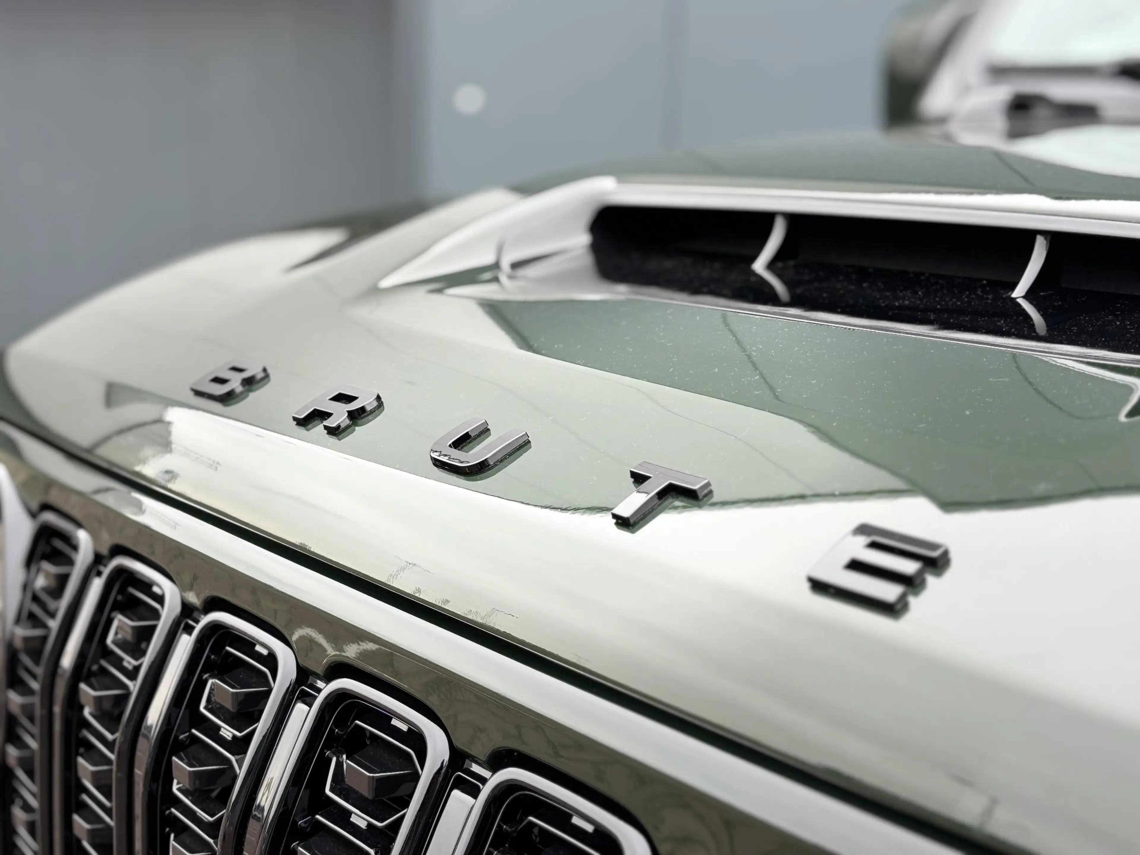 Jeep Wrangler Unlimited Brute 4xe 380 Sahara | BRUTE Active Susp — photo 9