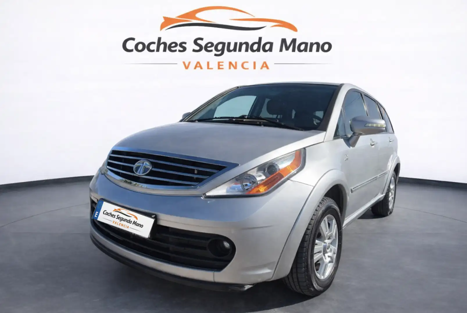 Tata Aria 2.2D 4x4 Silber - 1