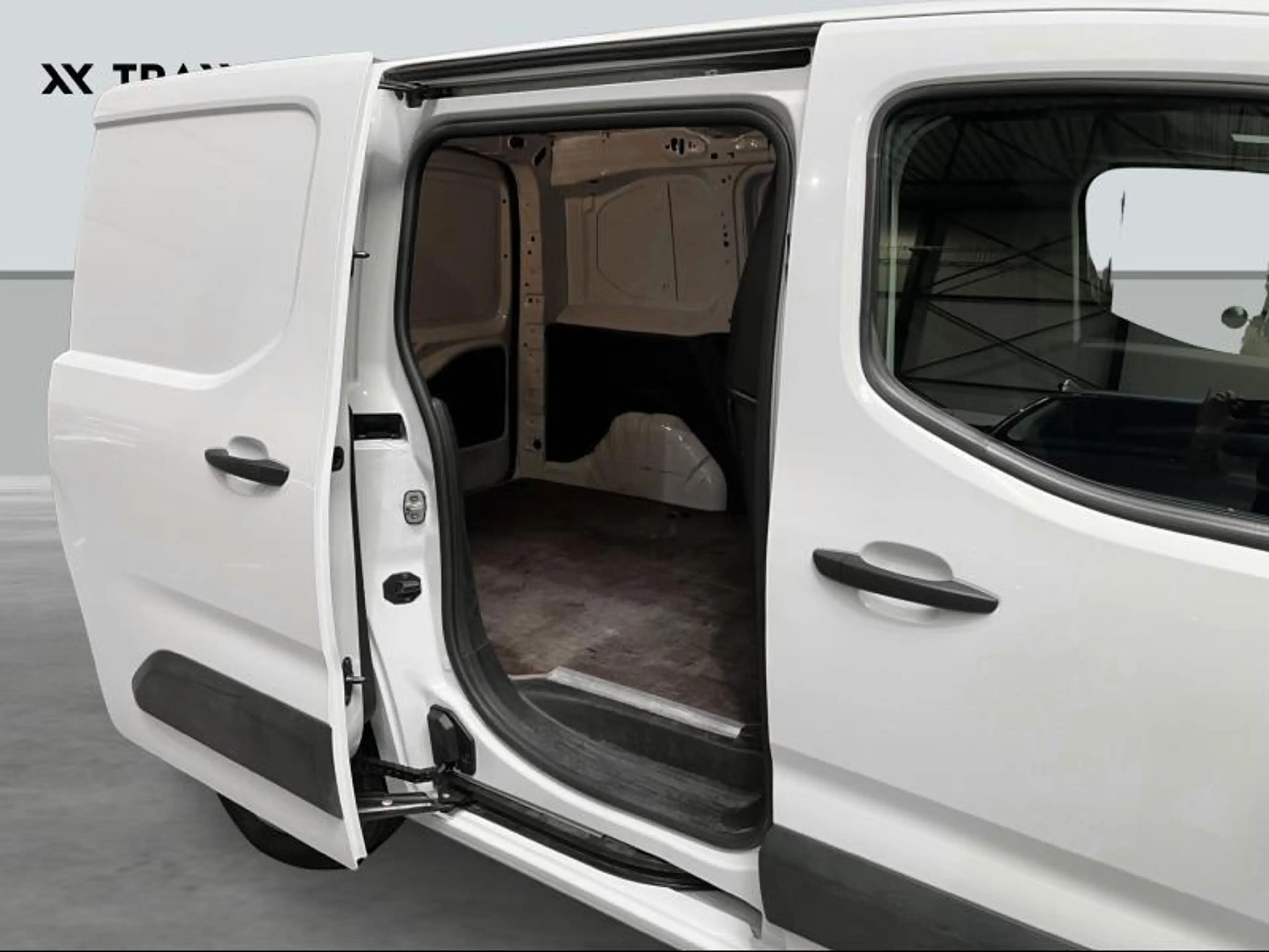 Peugeot Partner Premium — photo 11