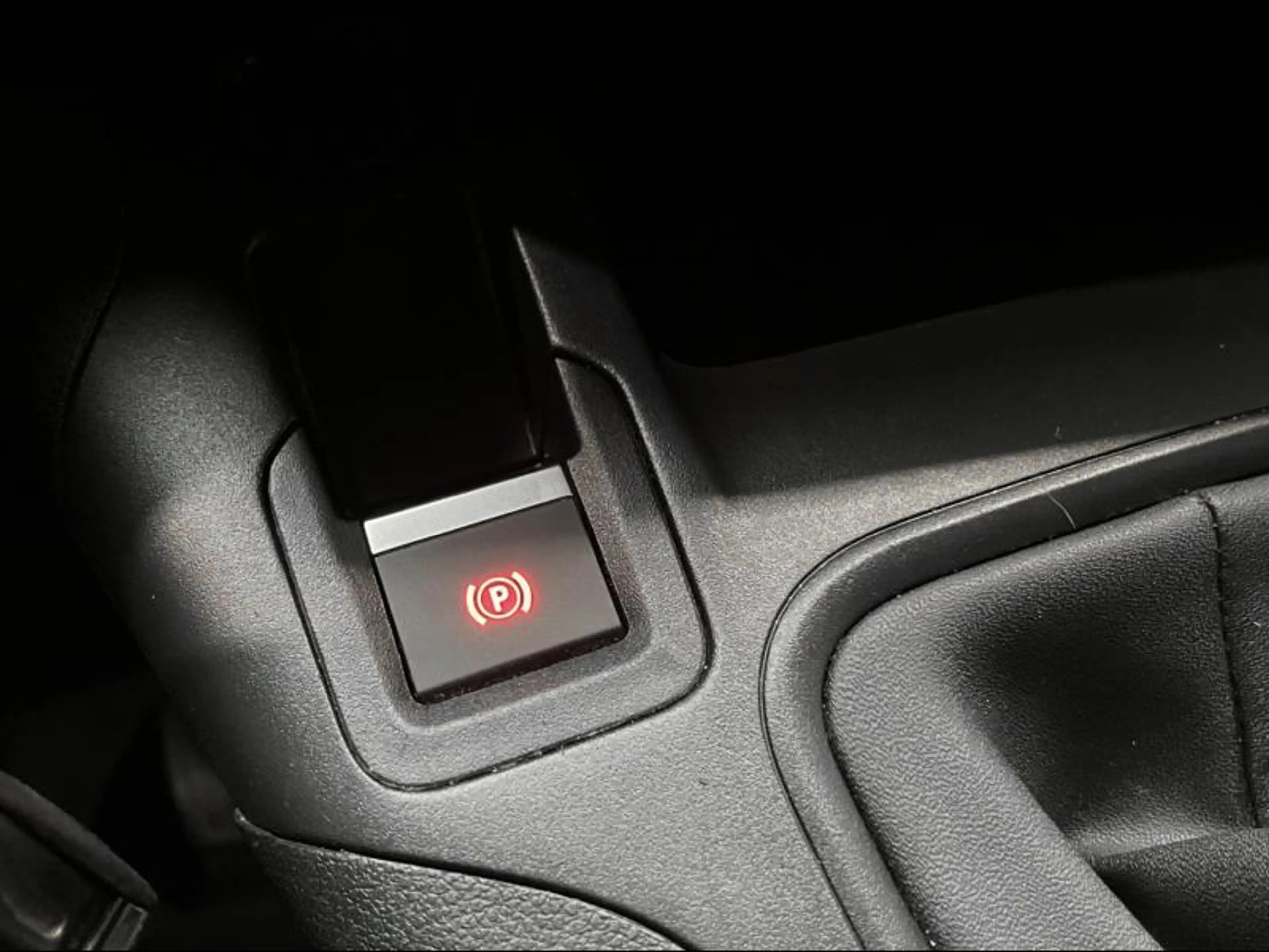 Peugeot Partner Premium — photo 15