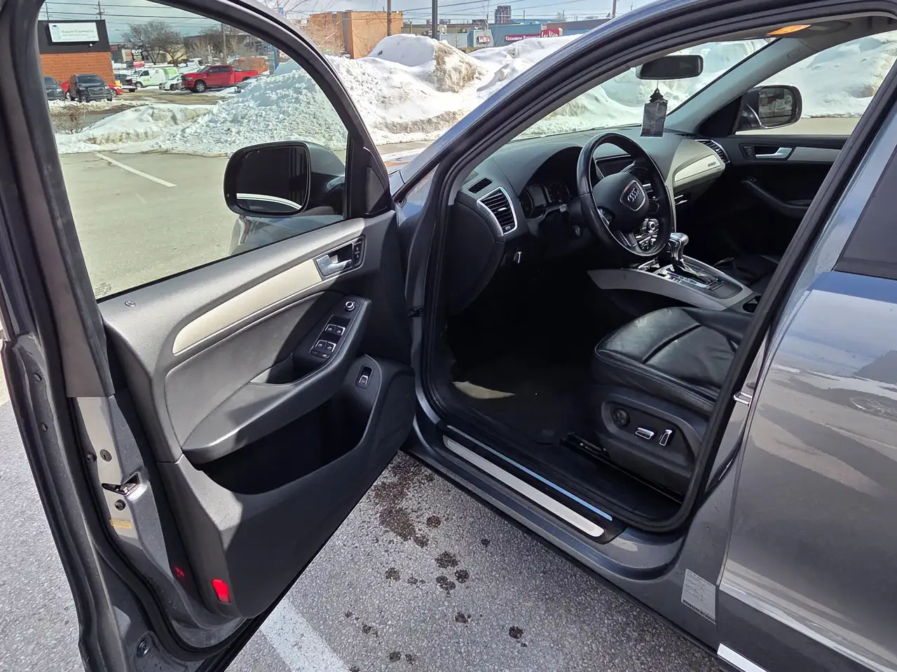 Audi Q5 снимка Audi Q5