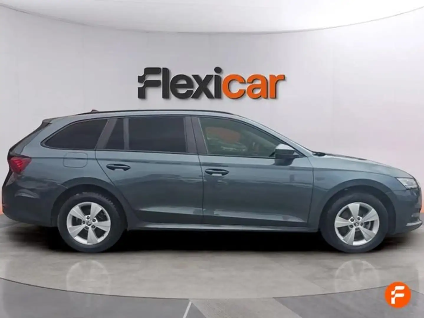 Skoda Octavia 2.0 TDI 85kW (115 CV) Manual Active Gris - 2