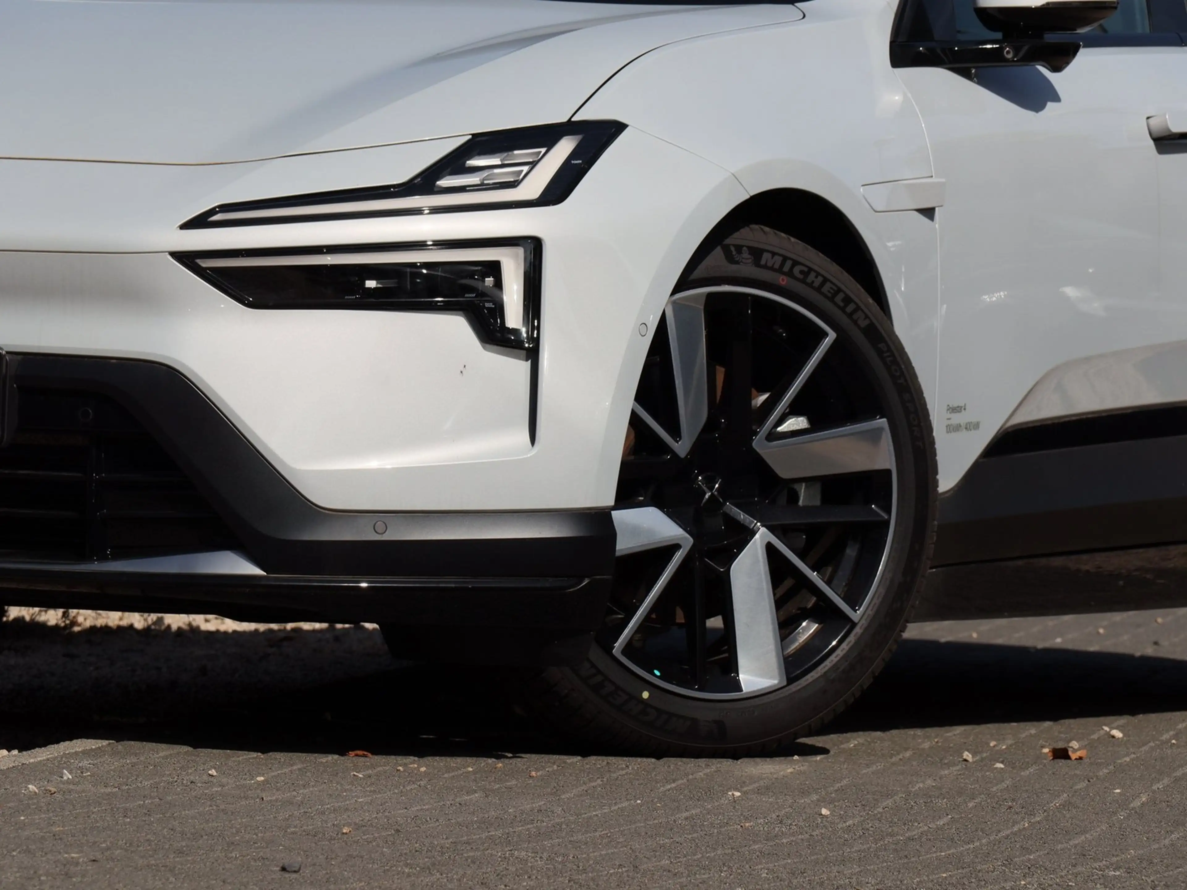 Polestar 4 Coupe Long Range Dual Motor AWD Navi*PDC*LED — photo 6