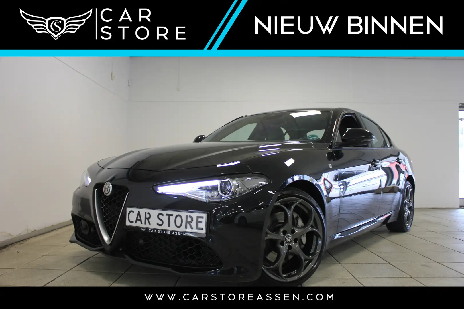 Alfa Romeo Giulia 2.0 T Q4 GME AWD Ti / 280PK / LED / CAMERA / NAV / crna - 1