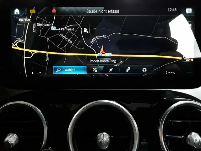 Mercedes-Benz GLC view 12