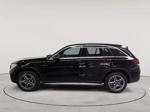Mercedes-Benz GLC view 6