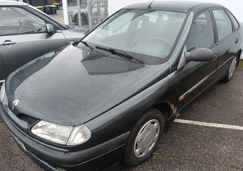 Renault Laguna 1999 из Европы — купить под ключ