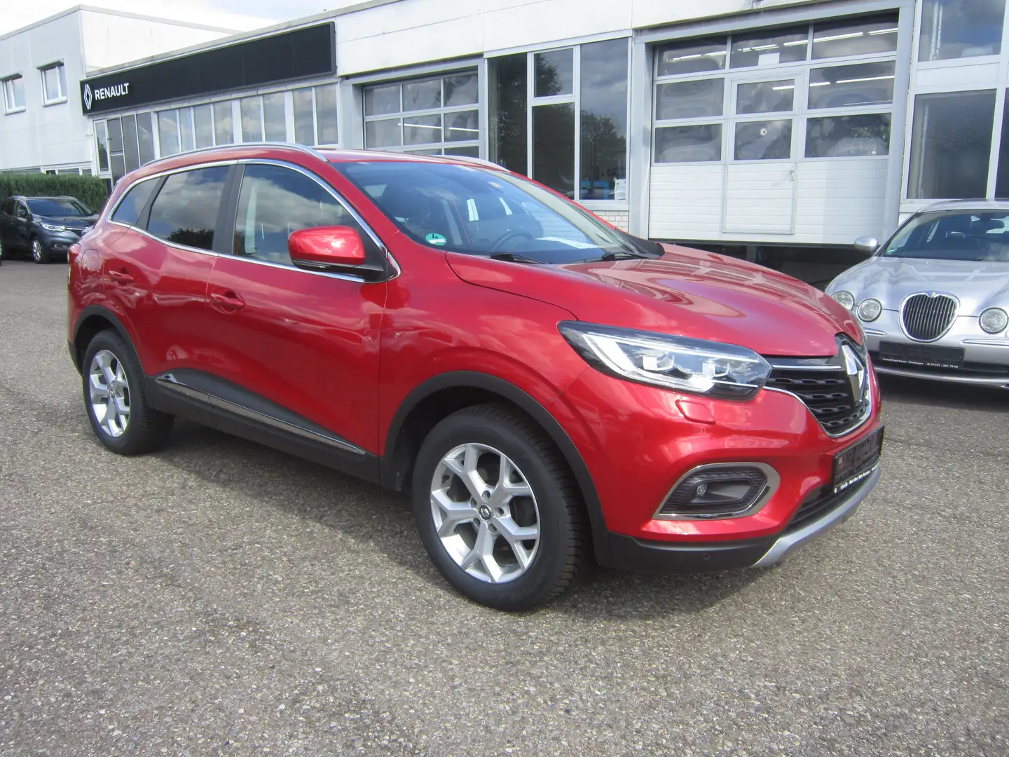 Renault Kadjar BLUE dCi 115 Deluxe-Paket LIMITED, AHK, Kamera, Rosso - 1
