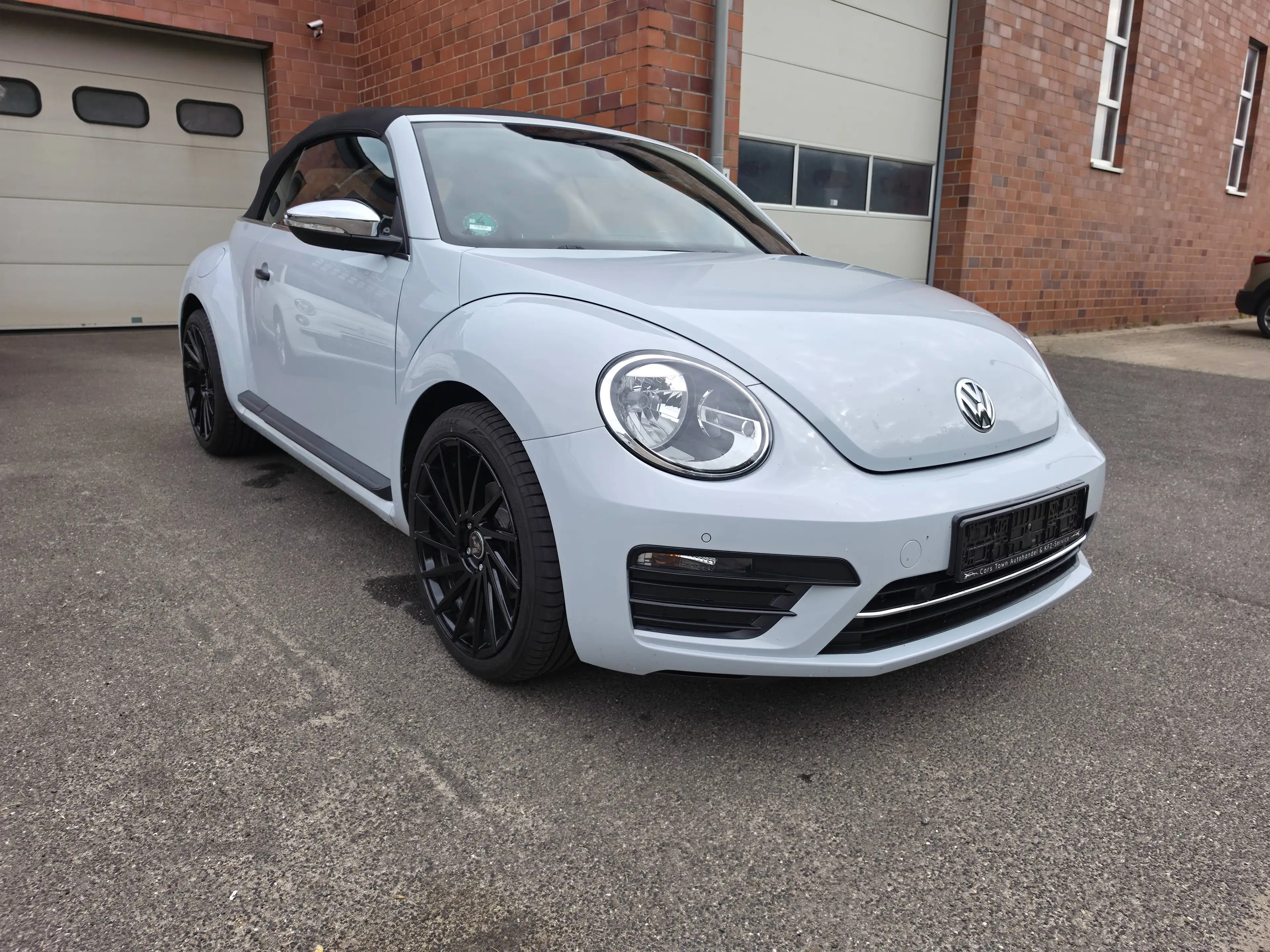 Volkswagen Beetle 2.0 TDI Käfer R-Line DSG, Tempomat BMT/Start-Stopp — photo 2
