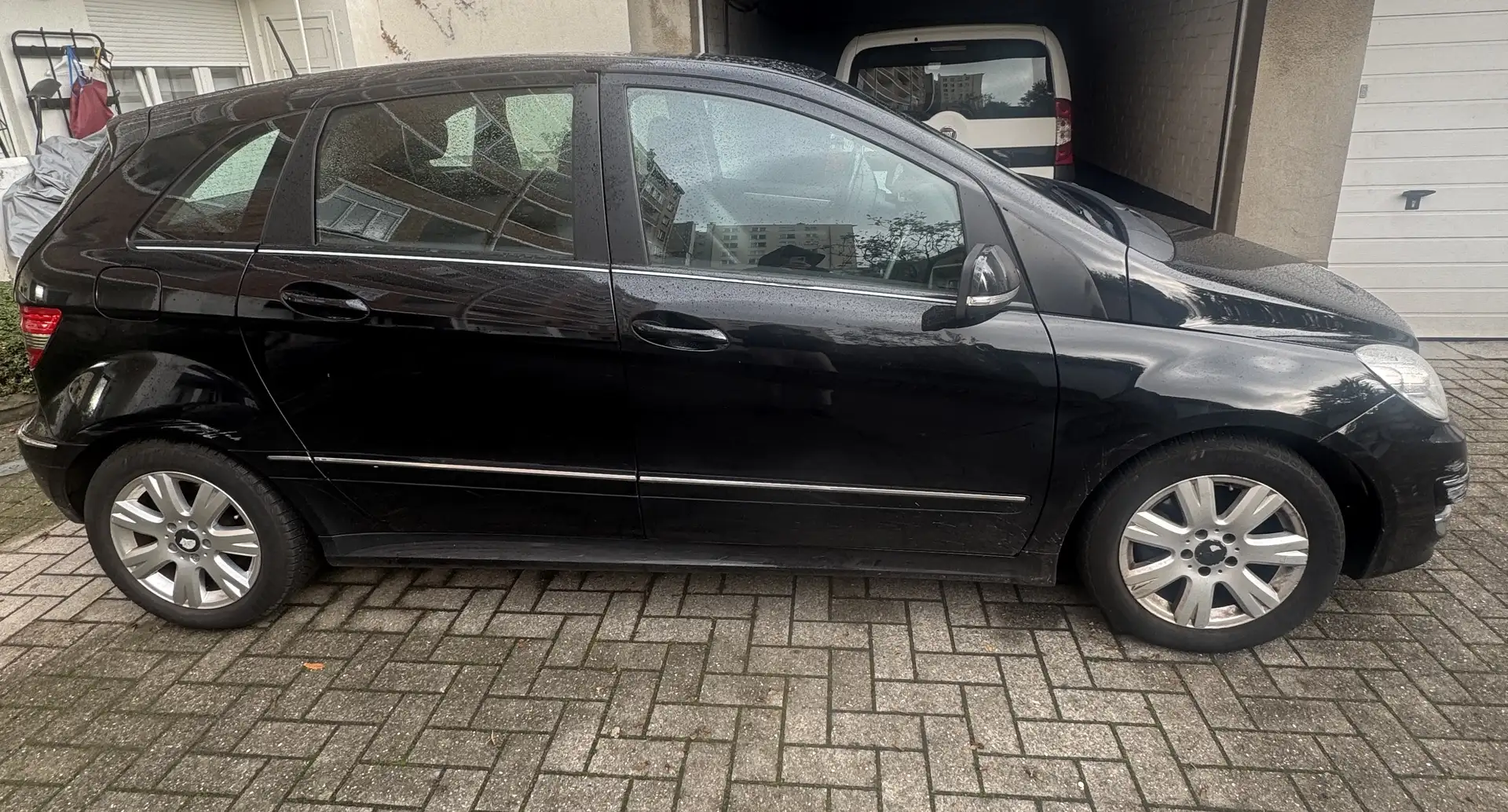 Mercedes-Benz B 180 CDI - 2