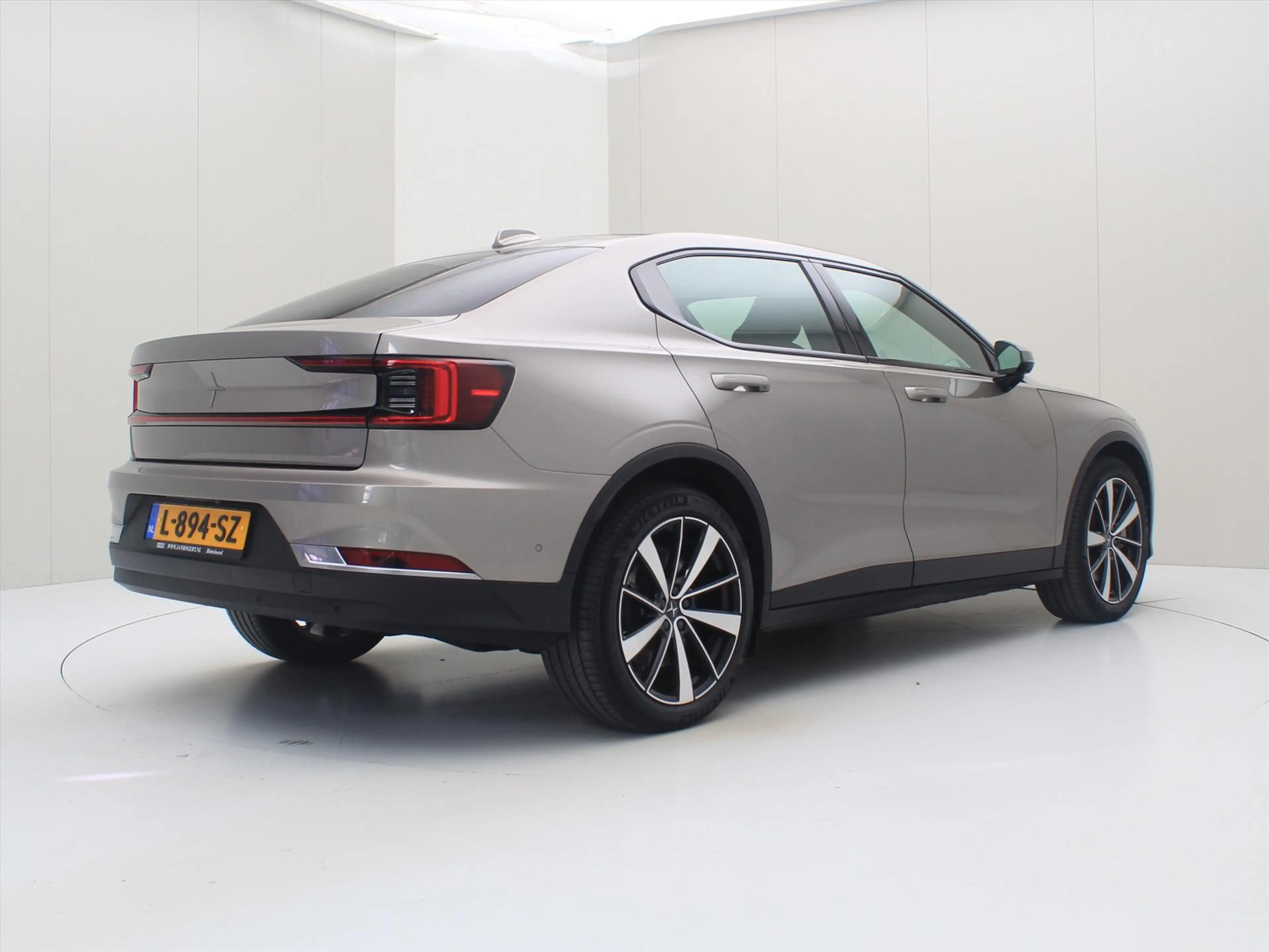 Polestar 2 Long Range Dual Motor 408PK 78kWh [ PILOT PLUS+19 — photo 3