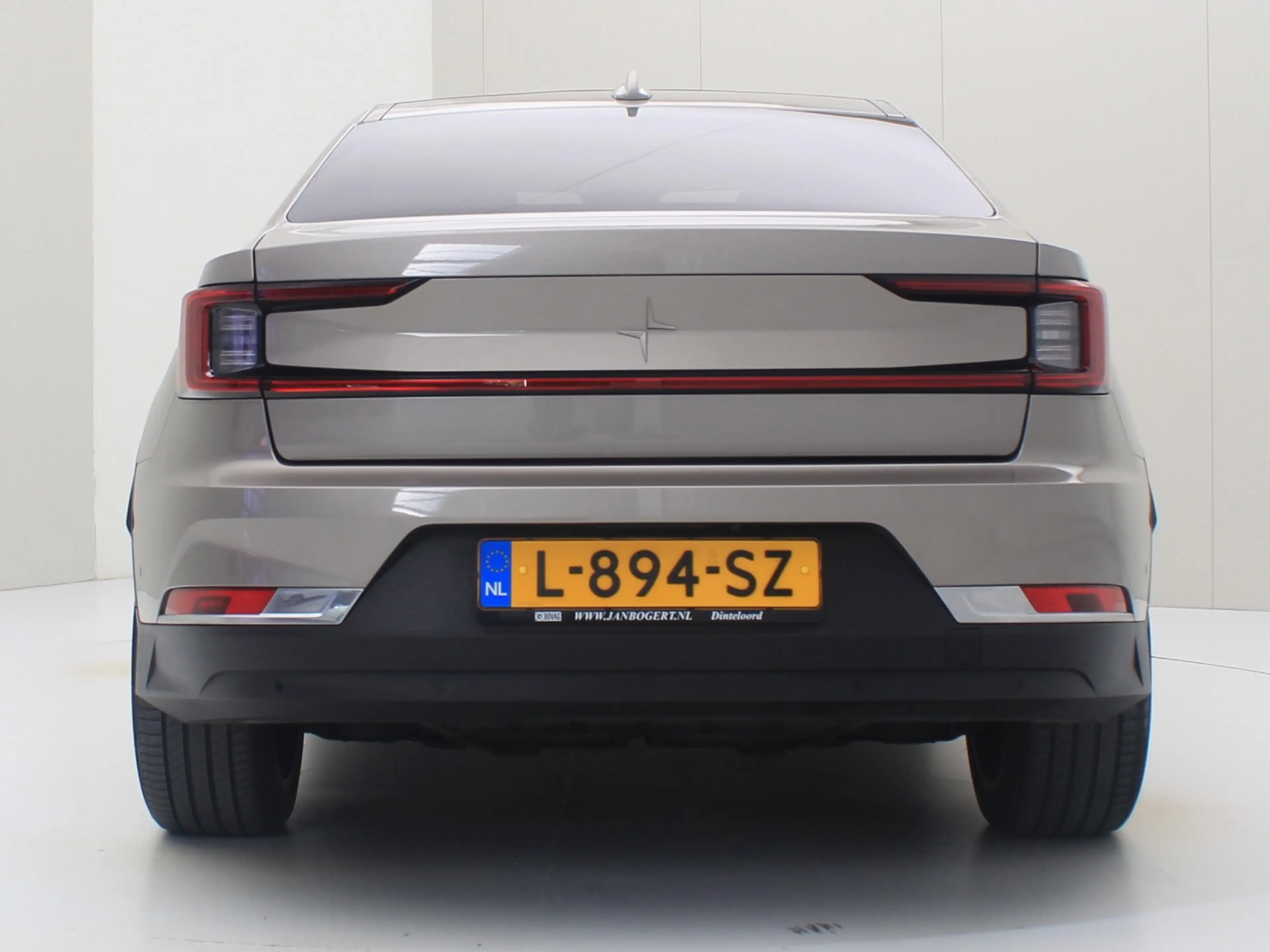 Polestar 2 Long Range Dual Motor 408PK 78kWh [ PILOT PLUS+19 — photo 7