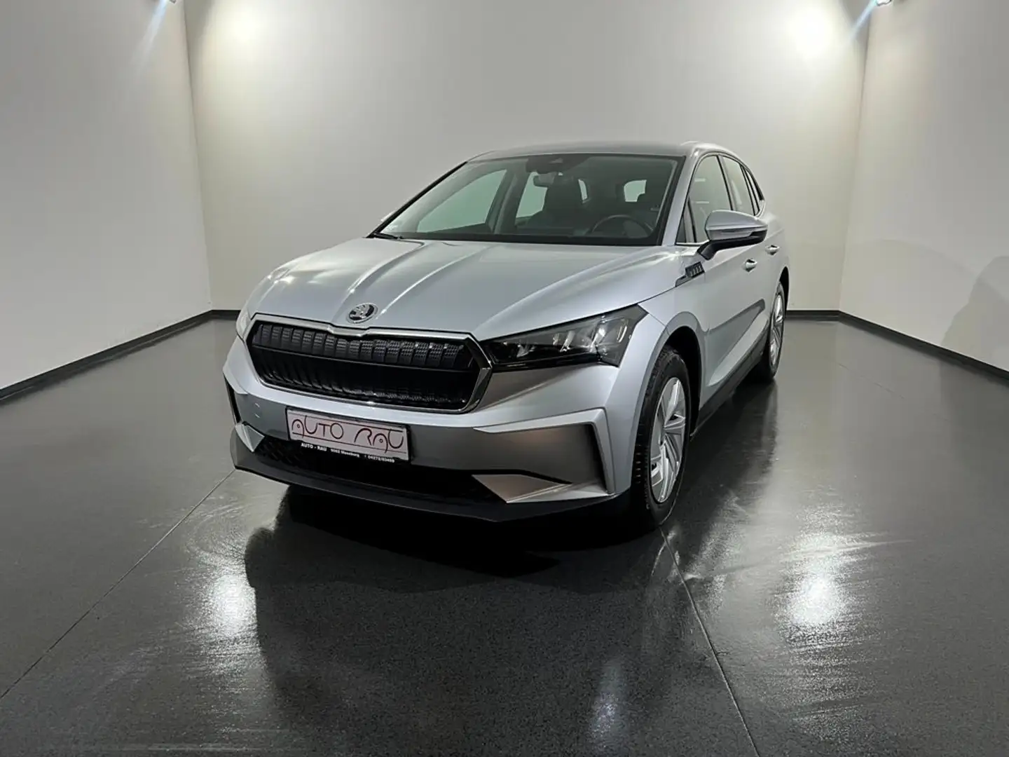 Skoda Enyaq 50 iV Automatik | 52kWh *LED*APP*NAVI*SHZ* Silber - 2