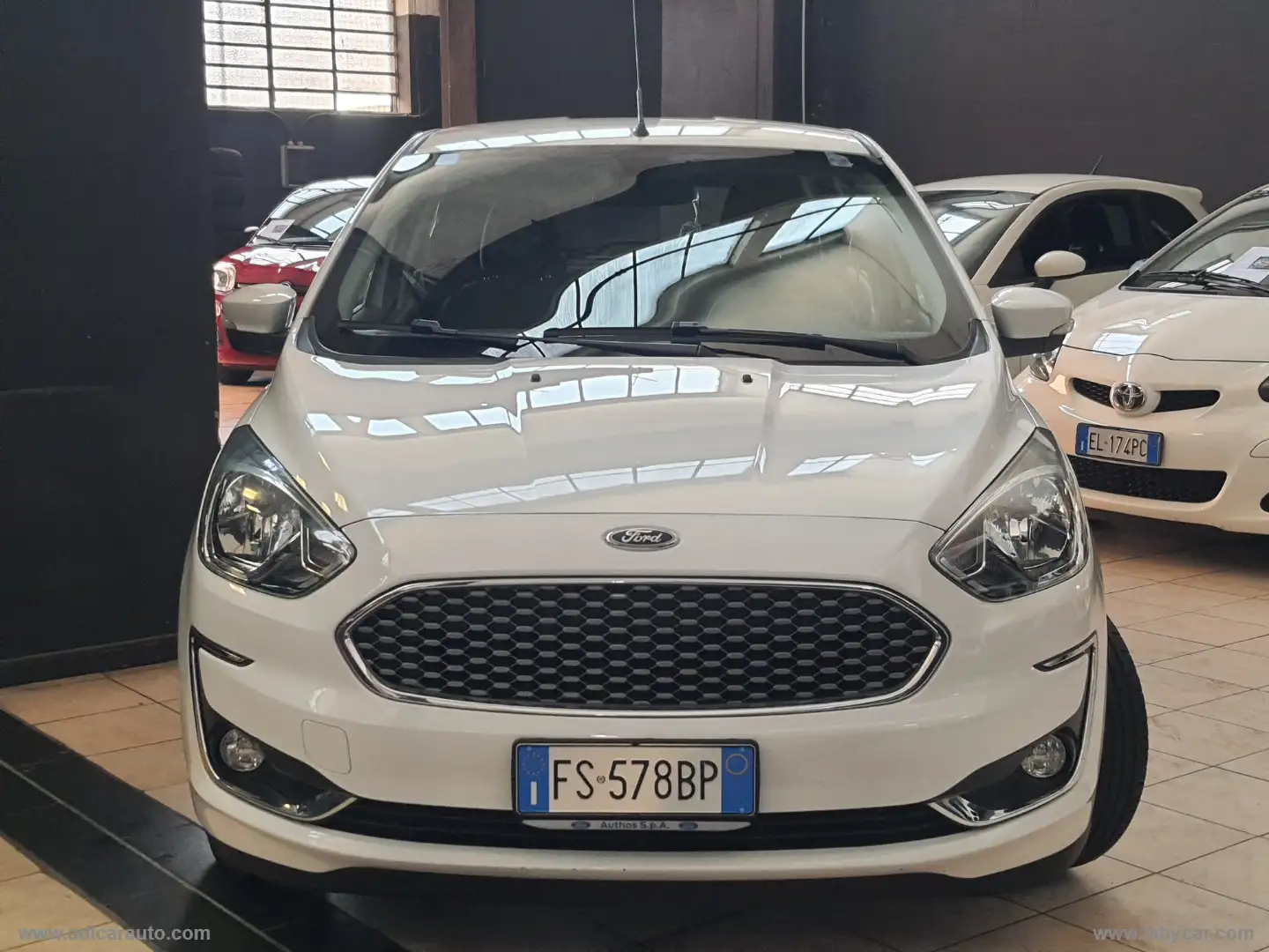 Ford Ka/Ka+ 1.2 70 CV Blanc - 2