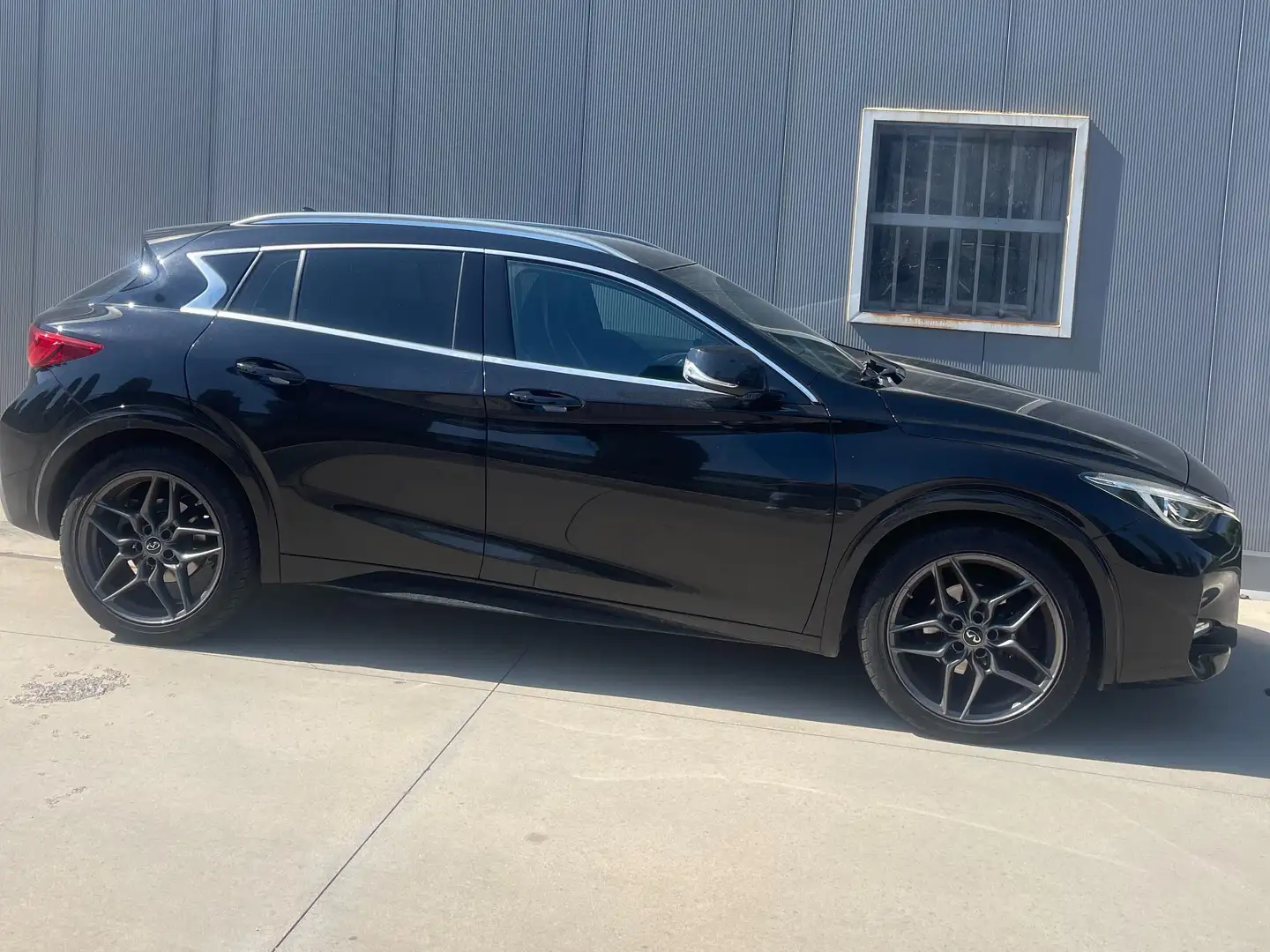 Infiniti Q30 Q30 1.5d Sport City Black 109cv Nero - 2