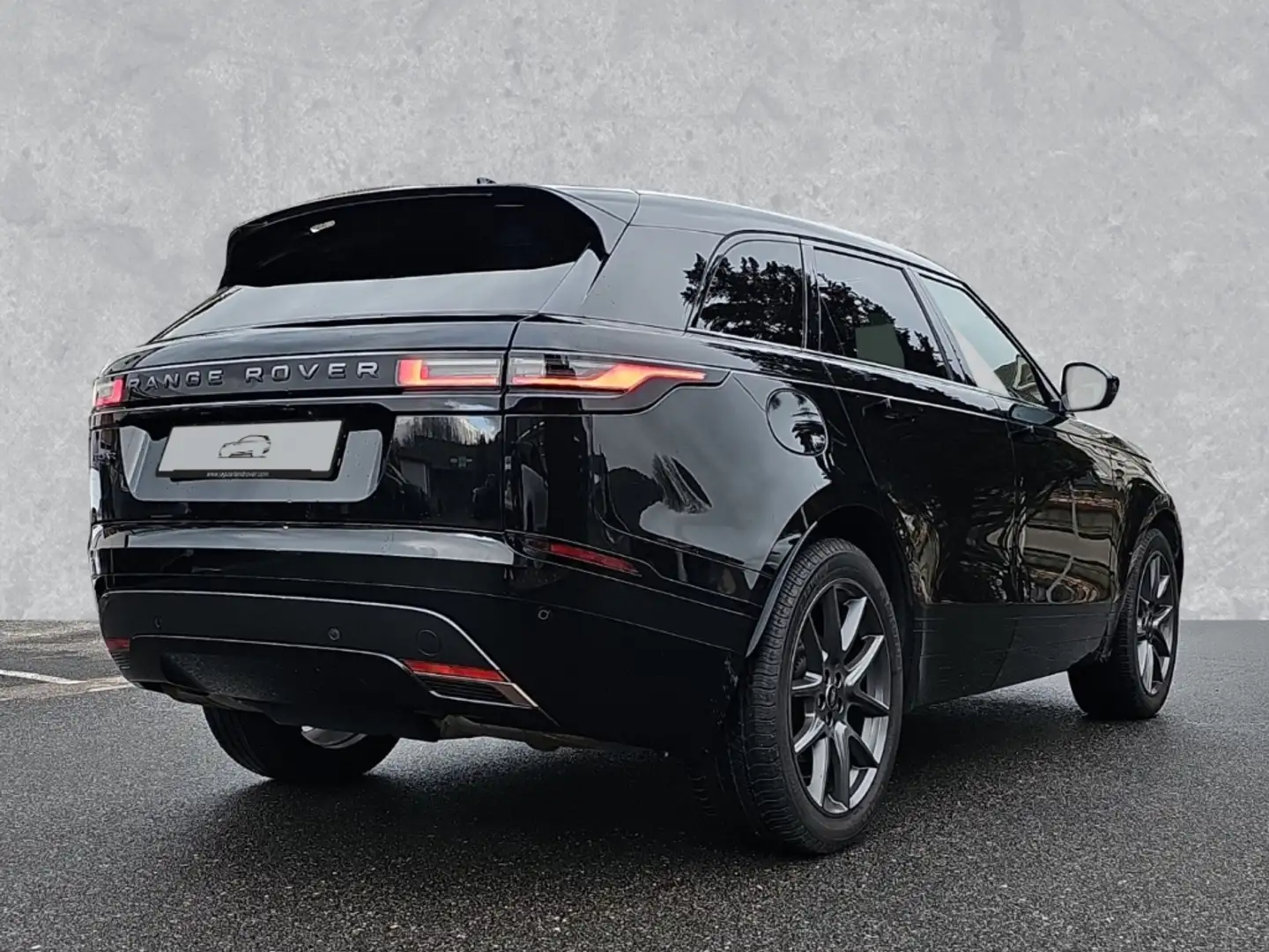 Land Rover Range Rover Velar P400 AWD R-Dynamic HSE Schwarz - 2