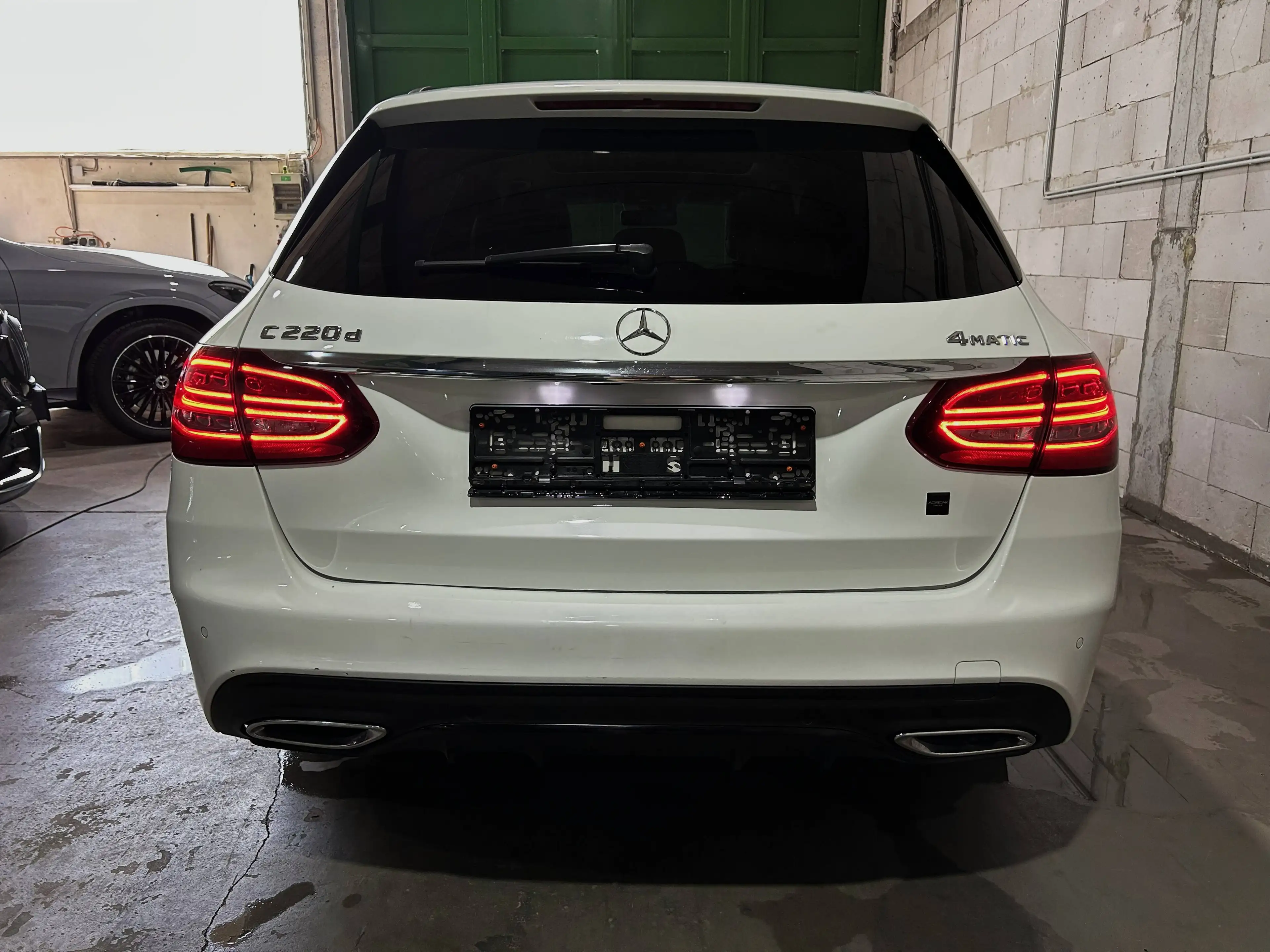 Mercedes-Benz C 220 C 220 d 4M AMG*PANO*NIGHT*M-BEAM*RFK*EASYPAK** — photo 5