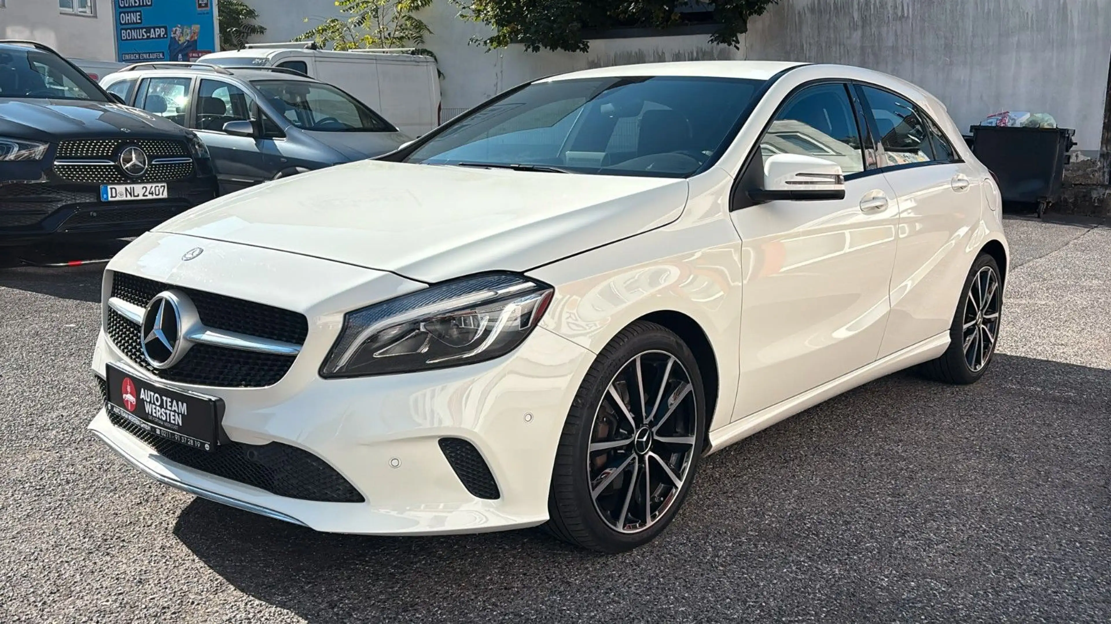 Mercedes-Benz A 180 BlueEfficiency *AUTOMATIK* *GUT GEPFLEGT*