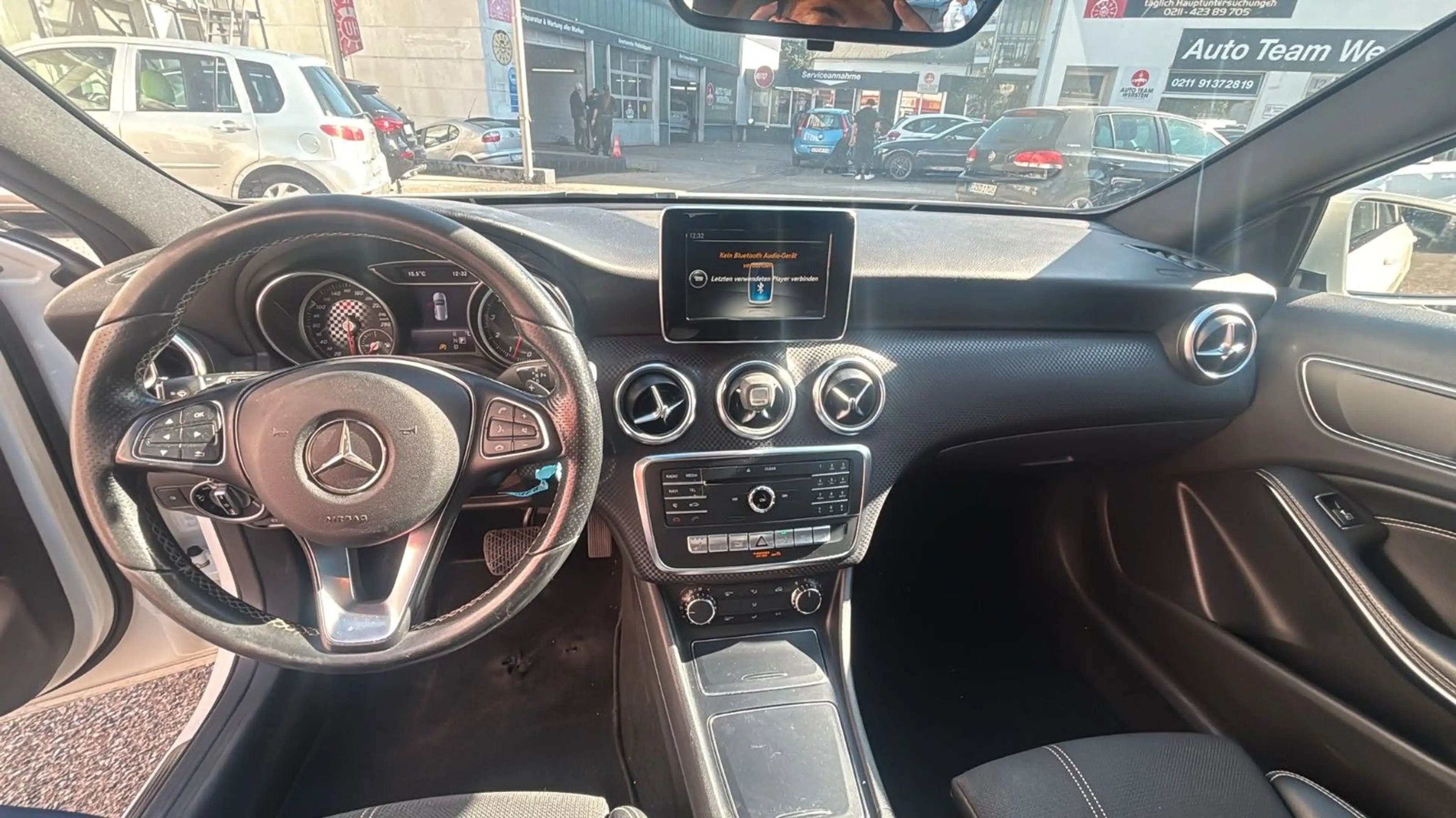 Mercedes-Benz A 180 BlueEfficiency *AUTOMATIK* *GUT GEPFLEGT* — photo 11